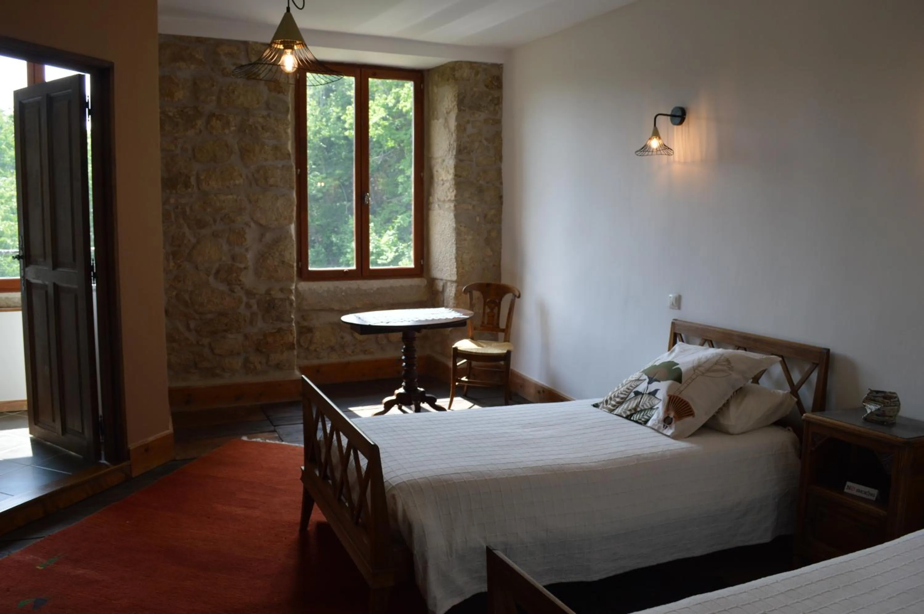 Twin Room with Garden View in DUC MANOIR Chambres d'hôtes