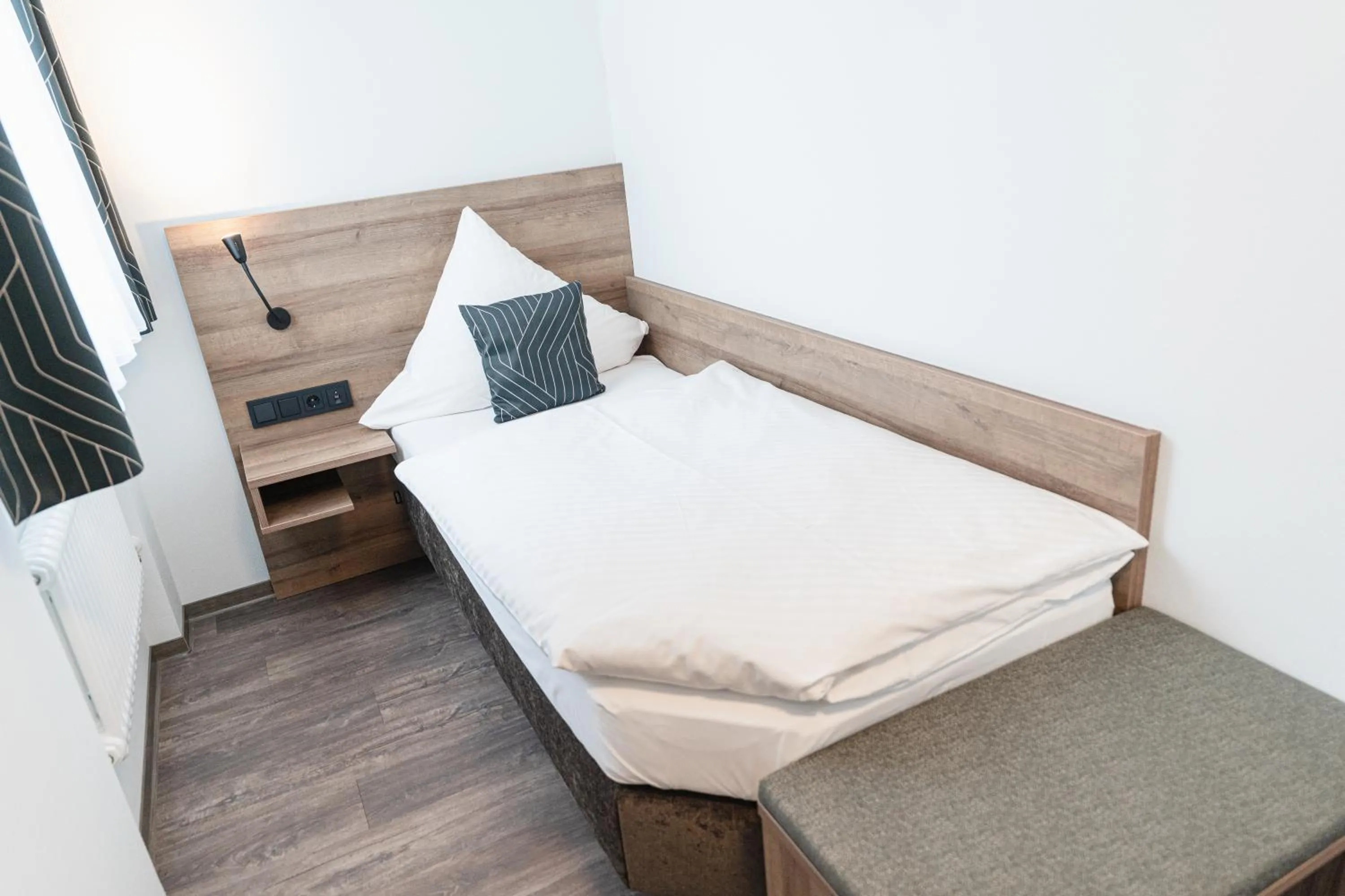 Bed in Hotel Gasthof zum Rössle