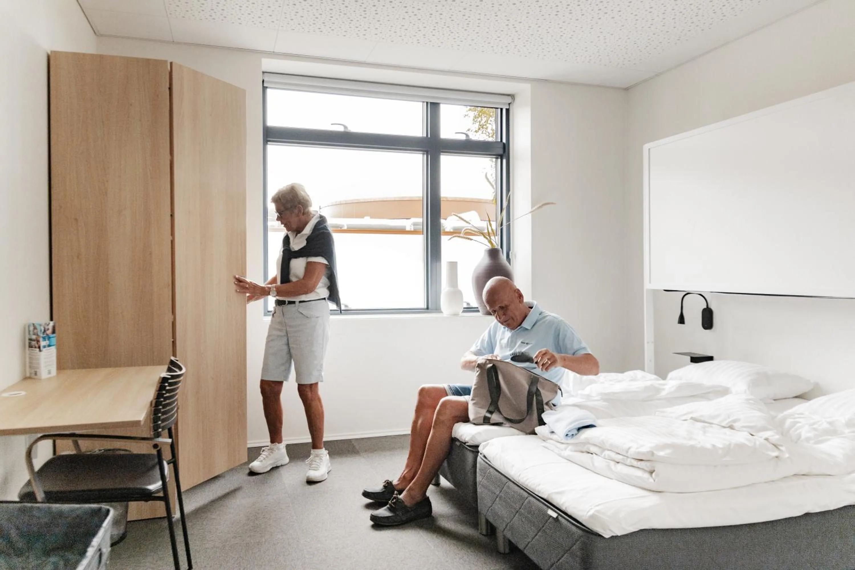 Bedroom, Bed in Sportium Sportel