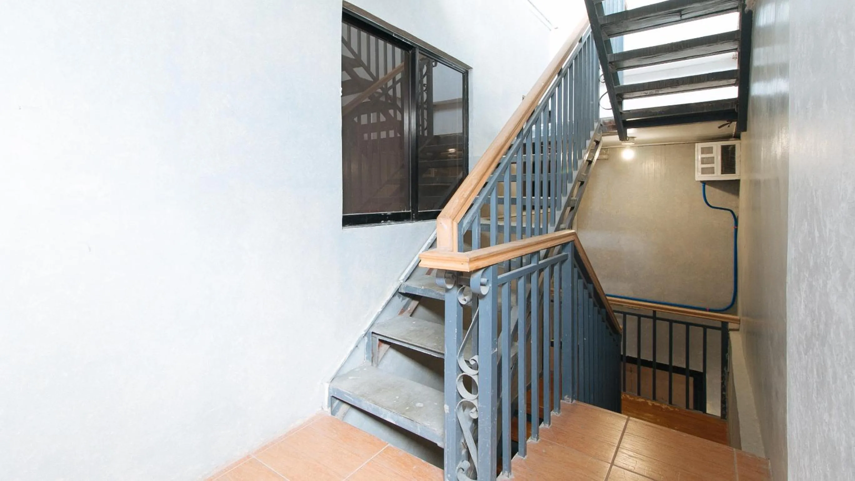 Balcony/Terrace in RedDoorz near Christ the King Medical Center