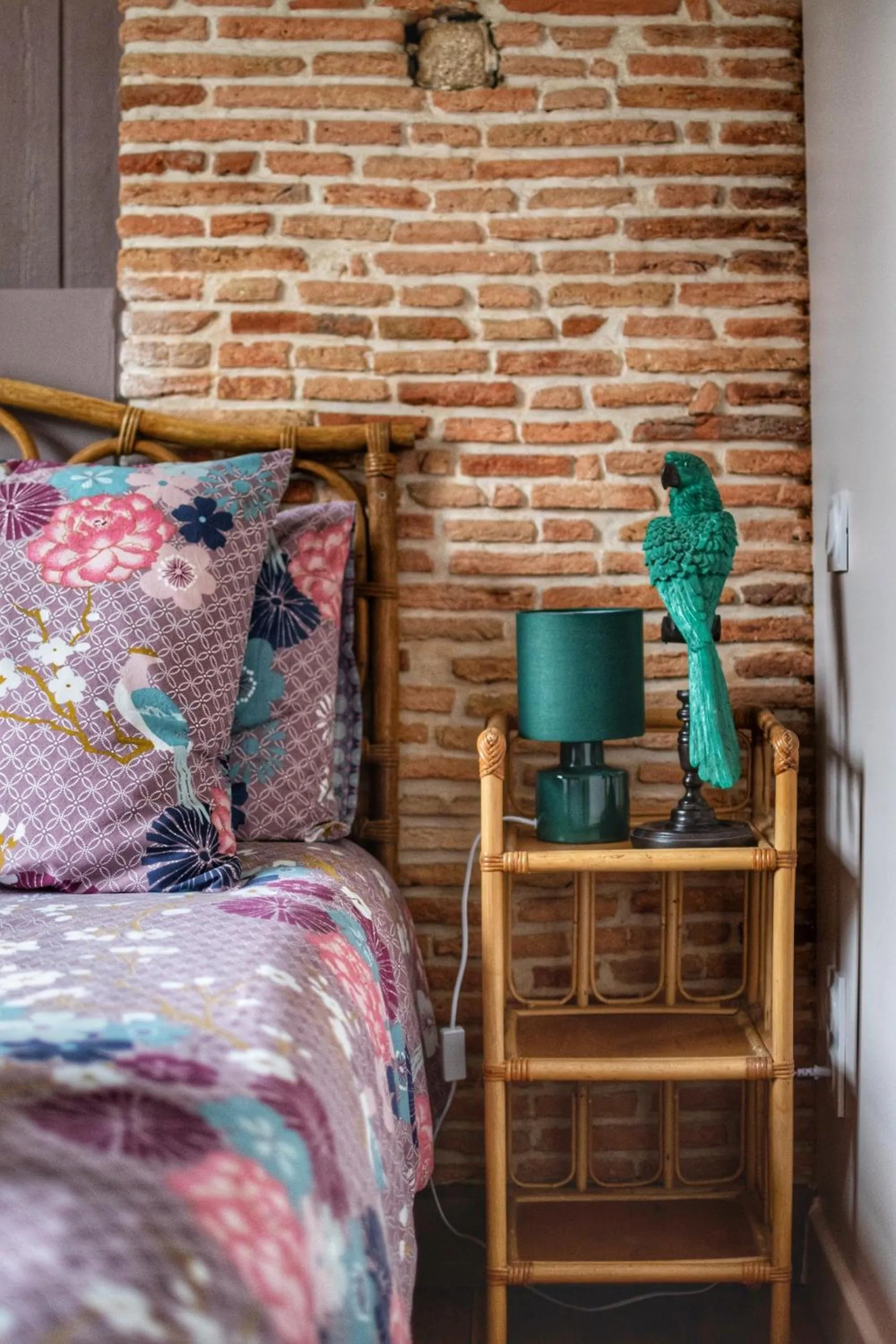 Bedroom, Bed in Les Volets Violets