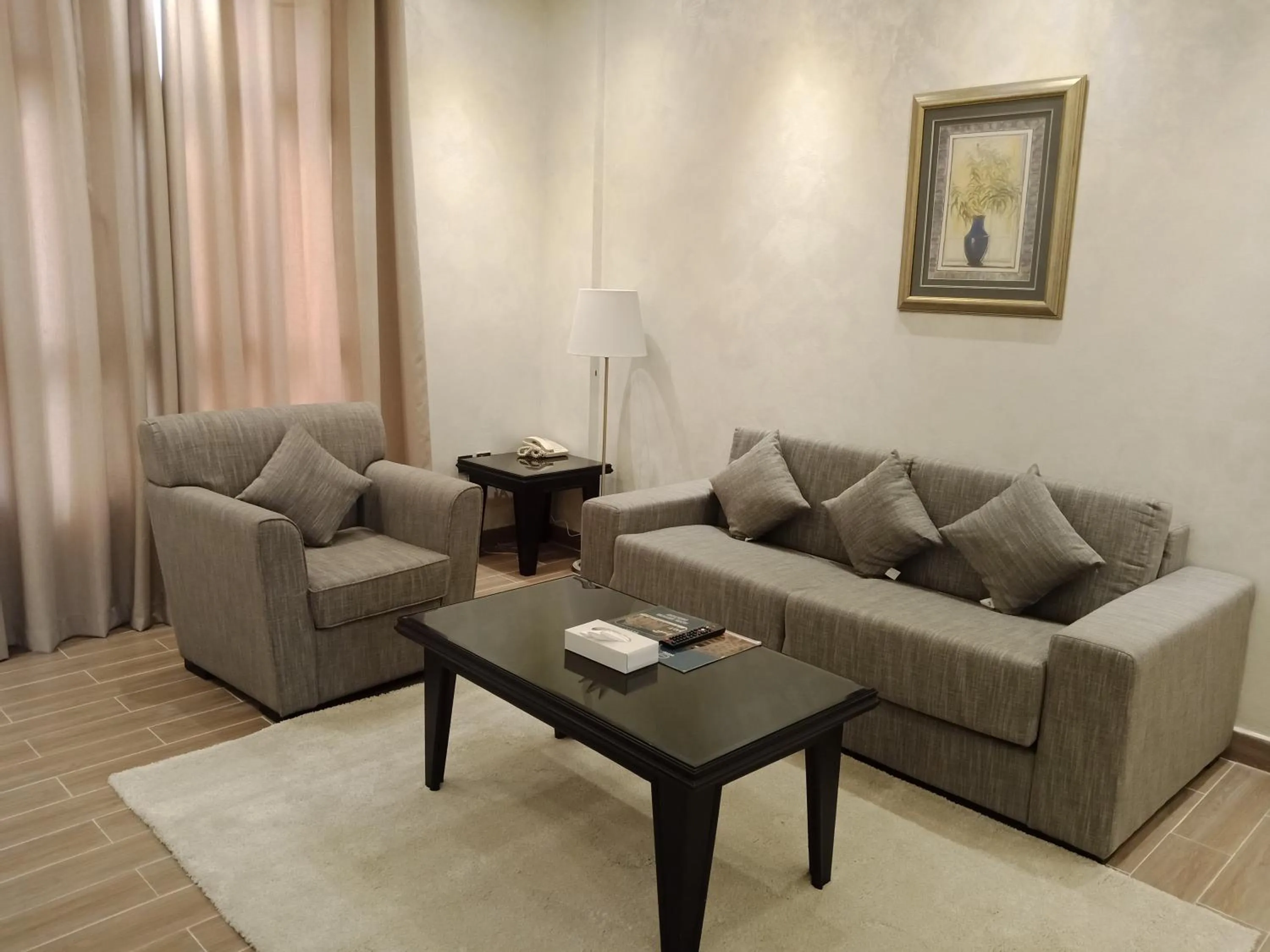 Living room in Le Park Hotel