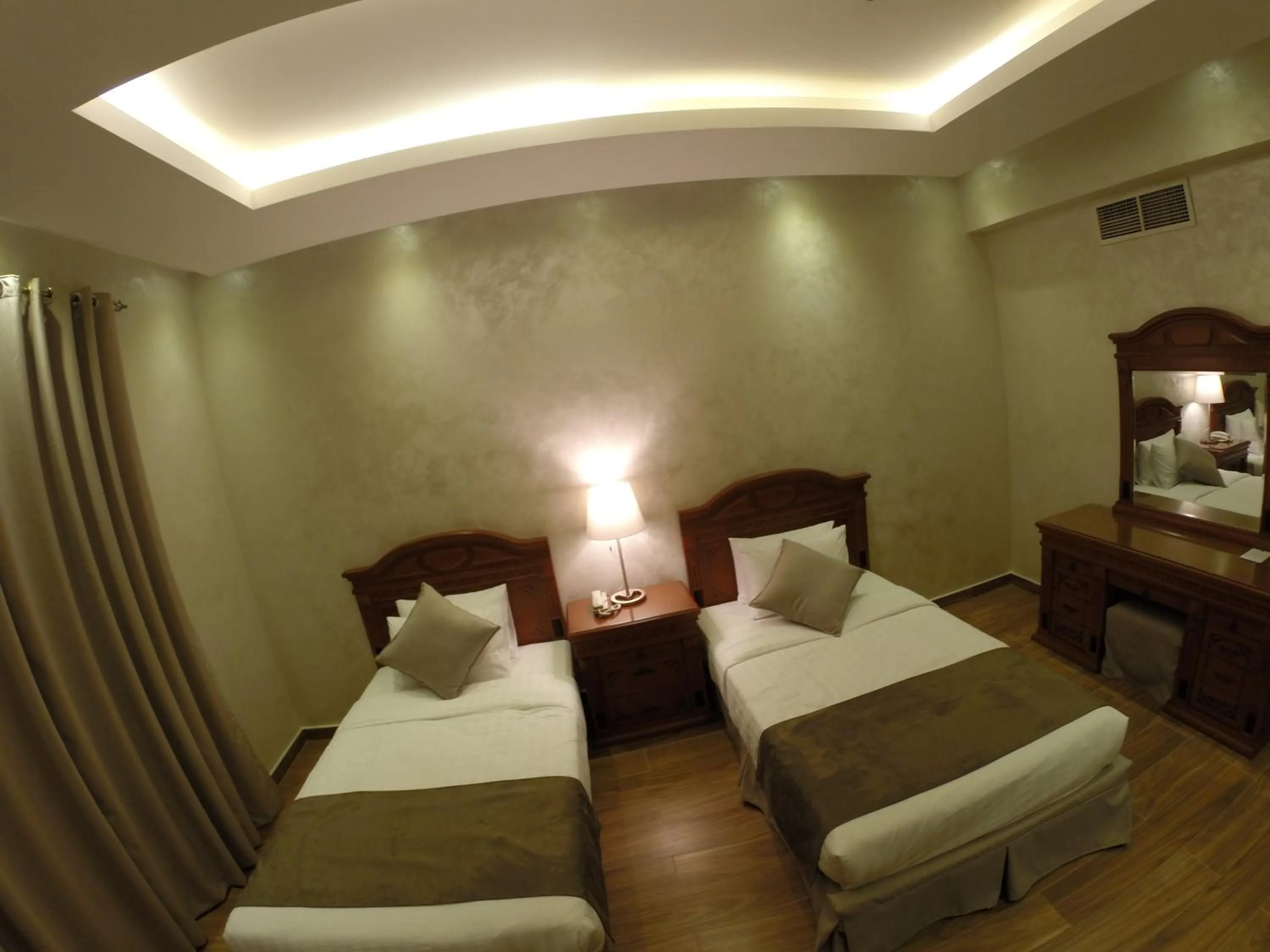 Bedroom, Bed in Le Park Hotel