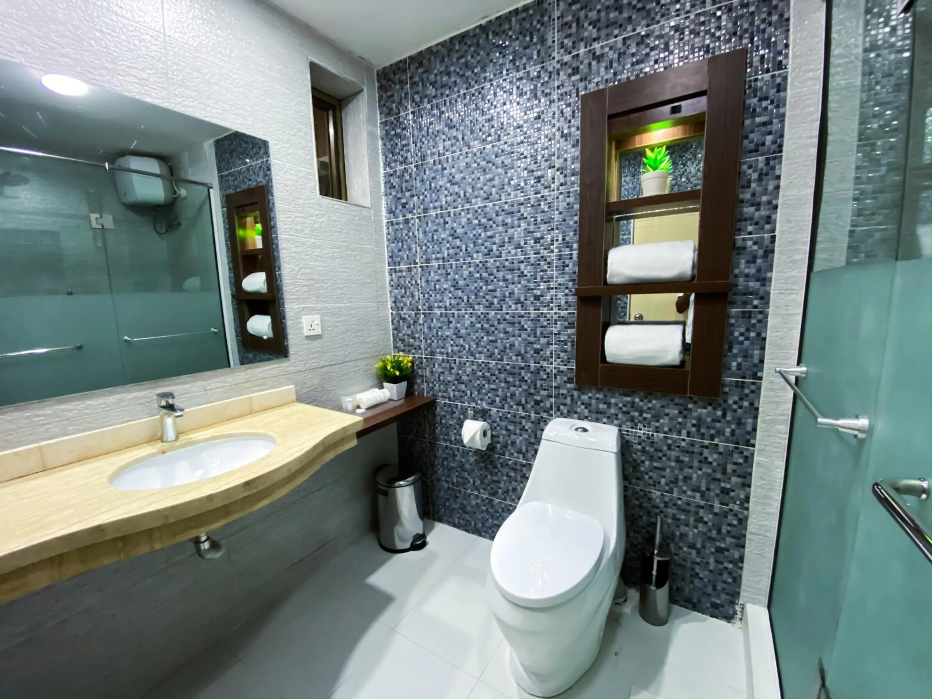Bathroom in Anabel Apartment and Suites, Abuja