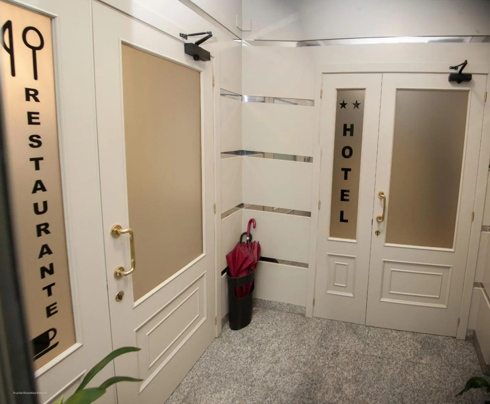 Lobby or reception in Hotel San Briz