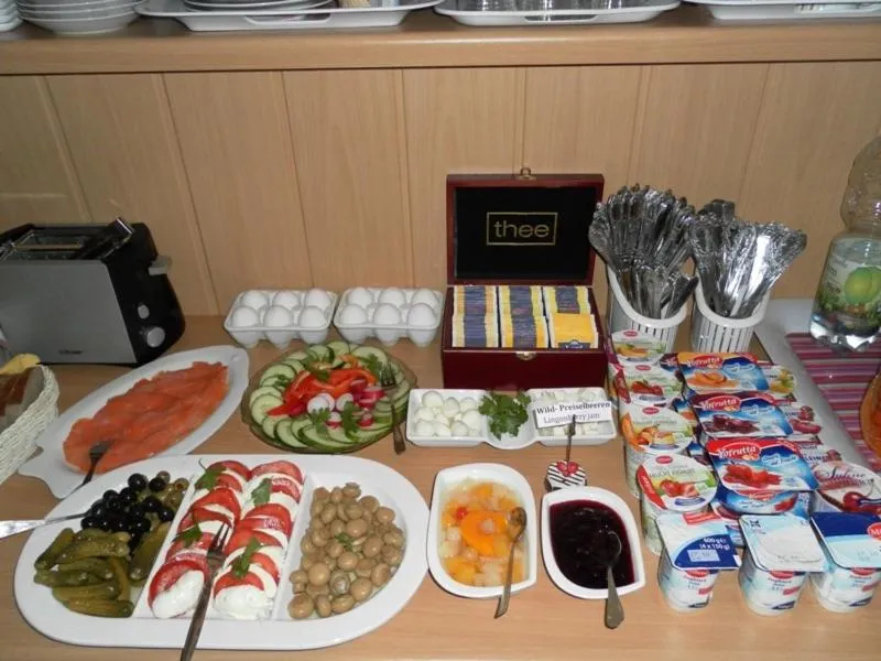 Food and drinks in Hotel Arche