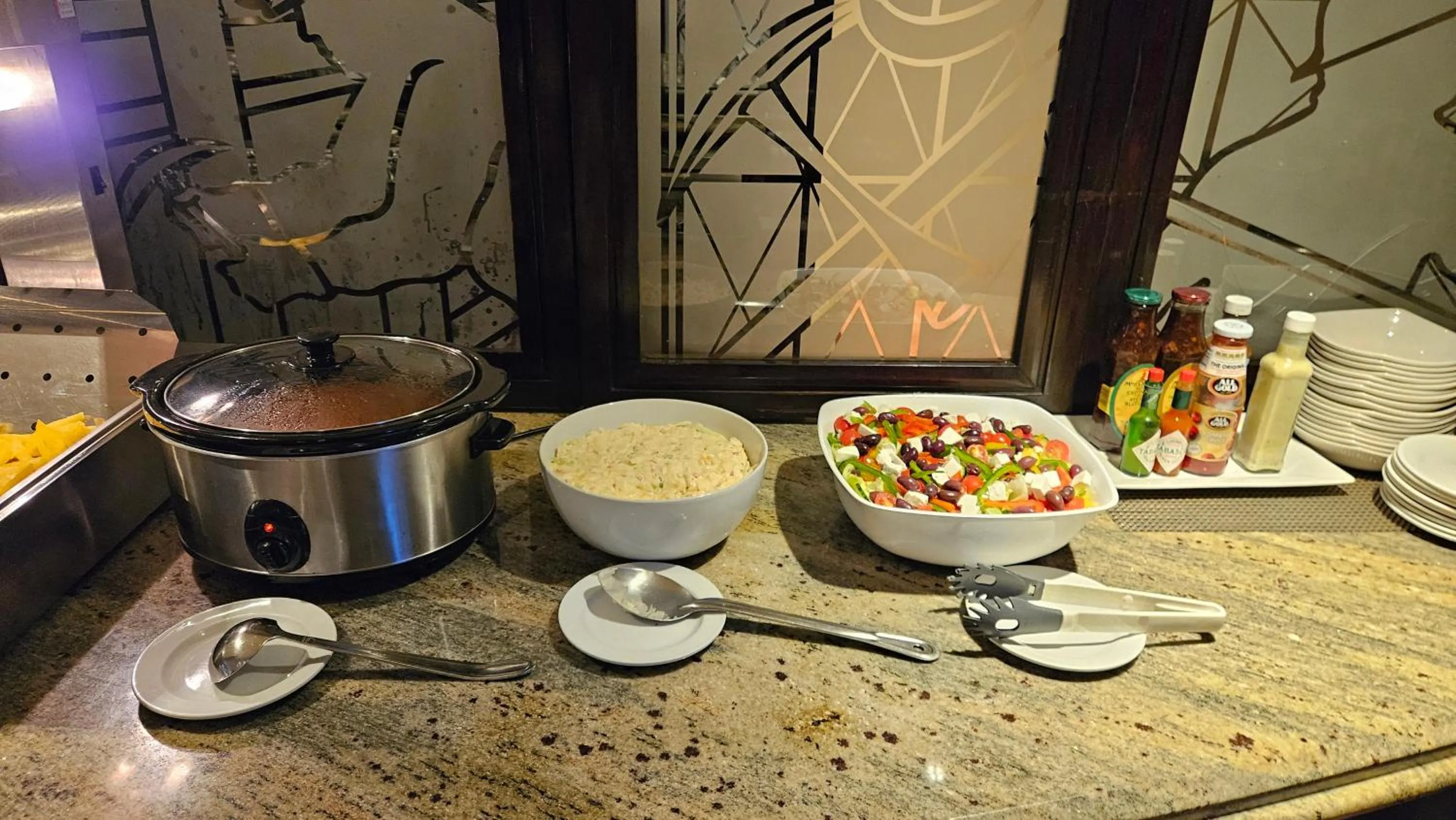 Food and drinks in StayEasy Rustenburg