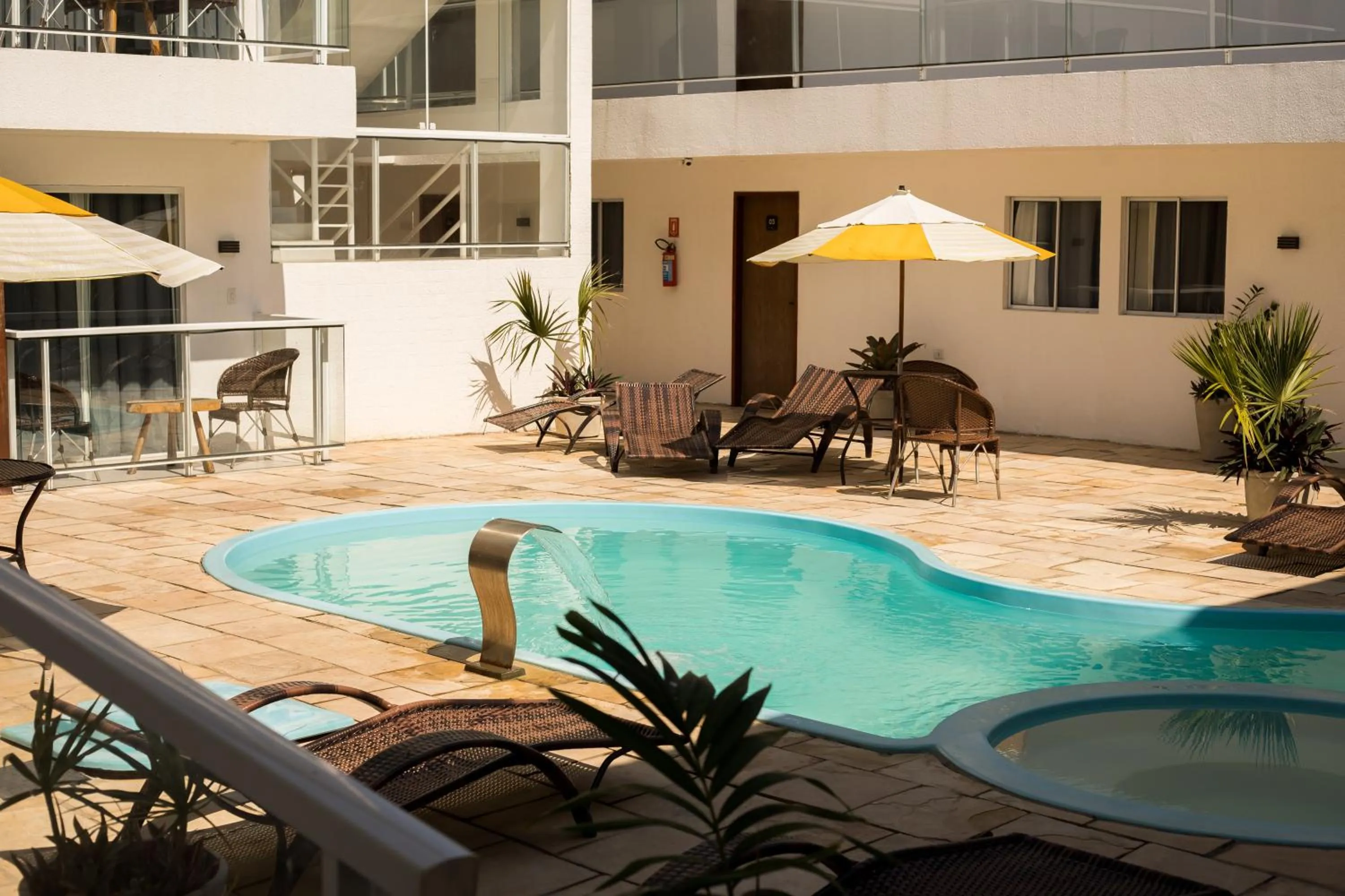 Swimming pool in Vila de Maré Hotel