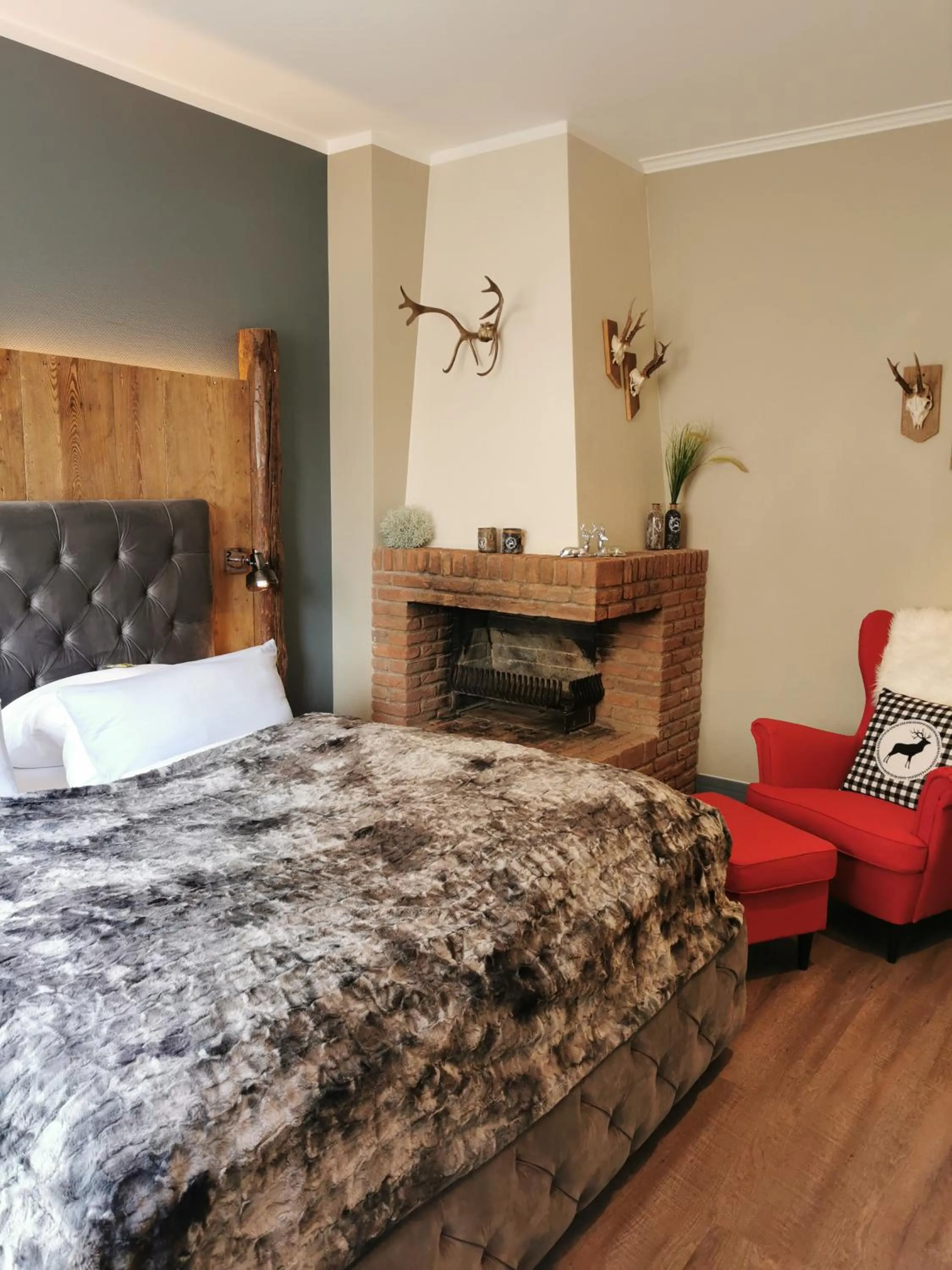 Living room, Bed in Hotel am Kurpark