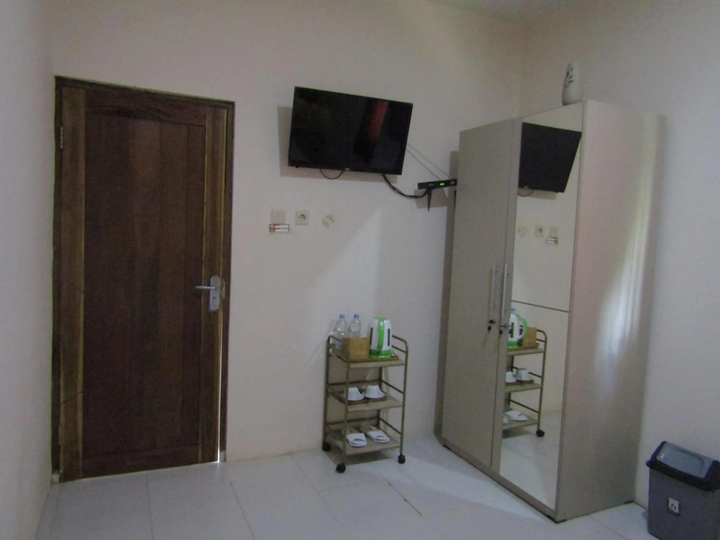 TV and multimedia in Balkondes Bumiharjo (Kampung Dolanan)