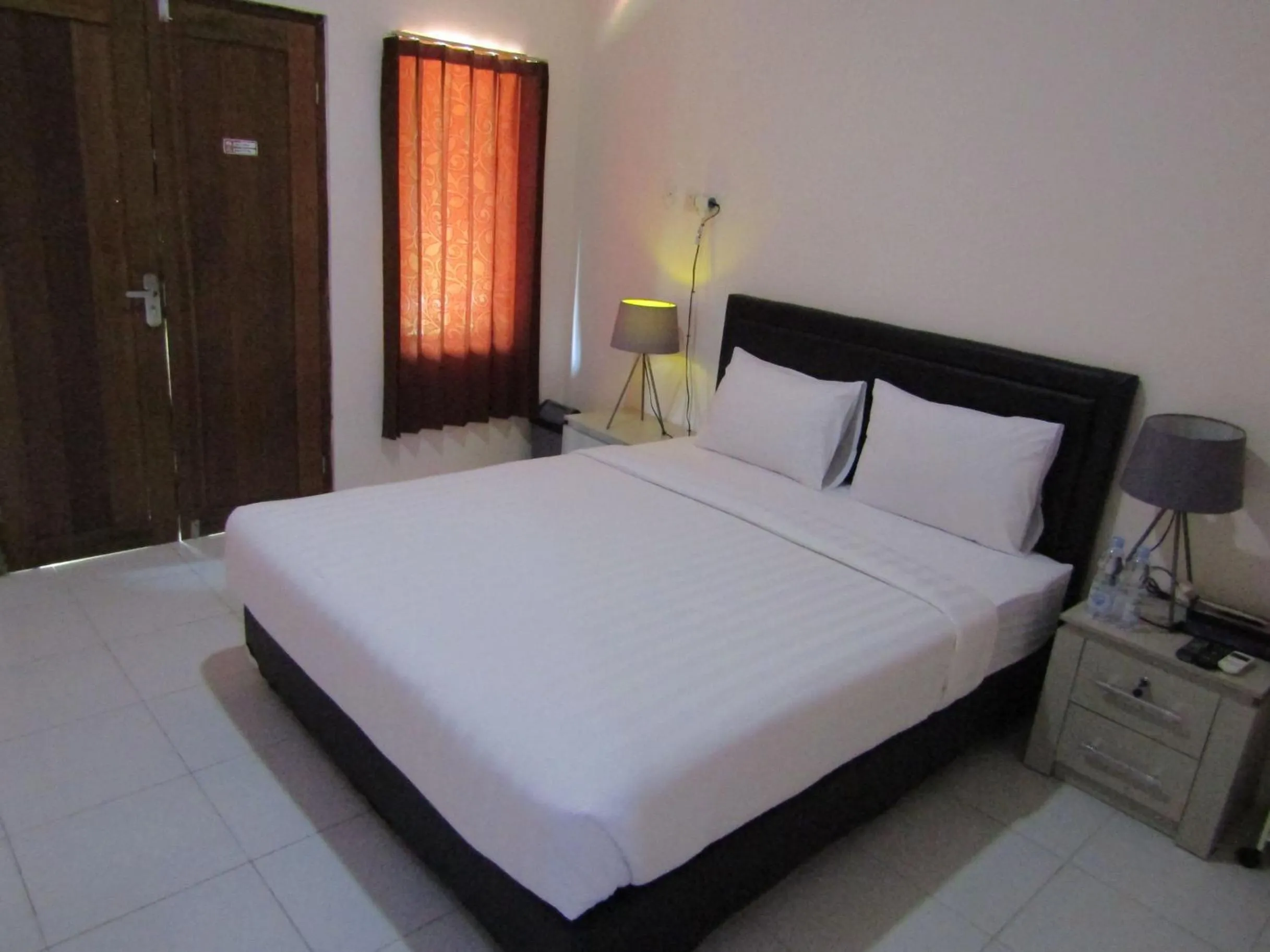 Photo of the whole room, Bed in Balkondes Bumiharjo (Kampung Dolanan)