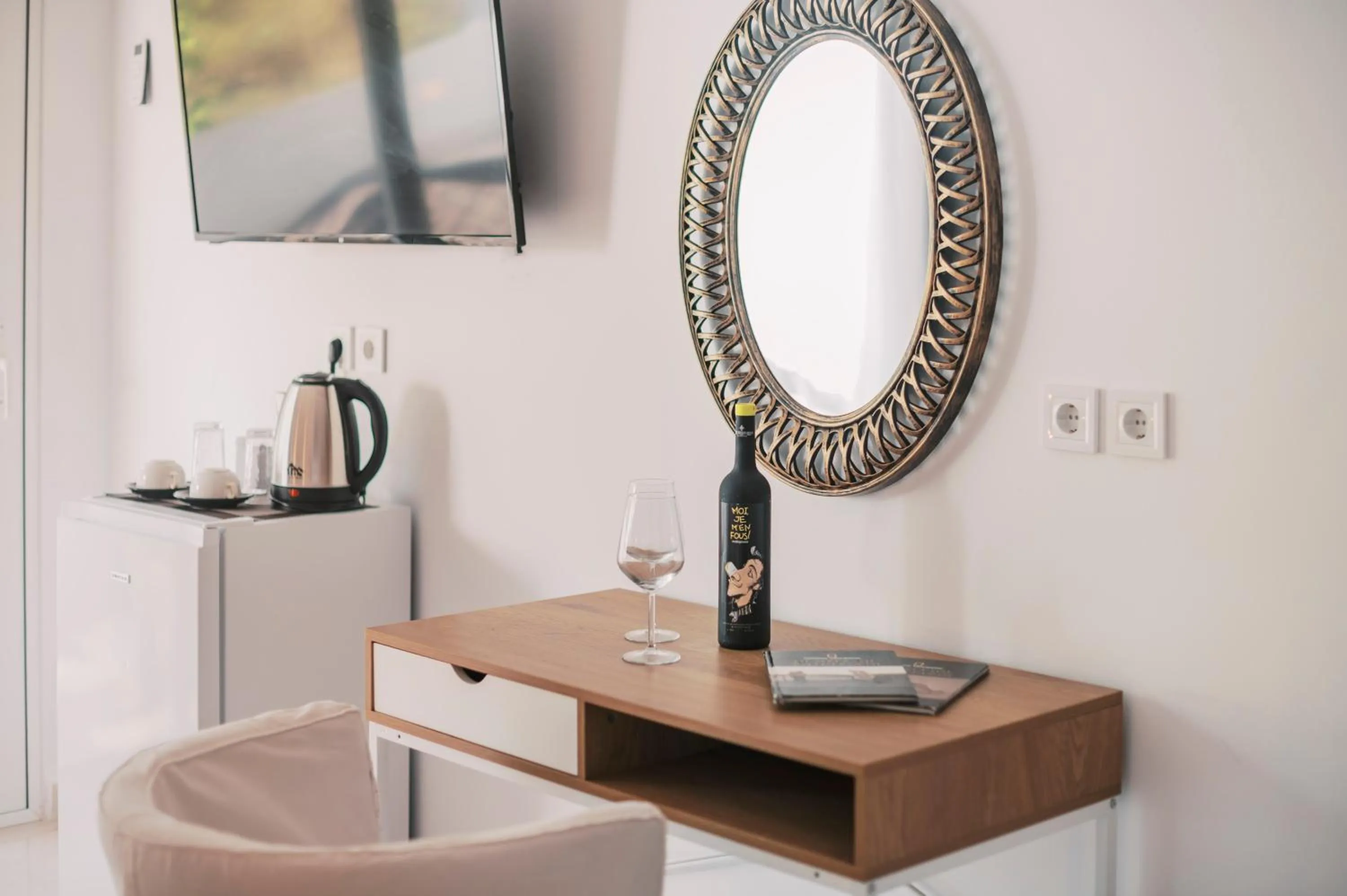 Seating area in Bamboo Suites Hotel - Adults Only