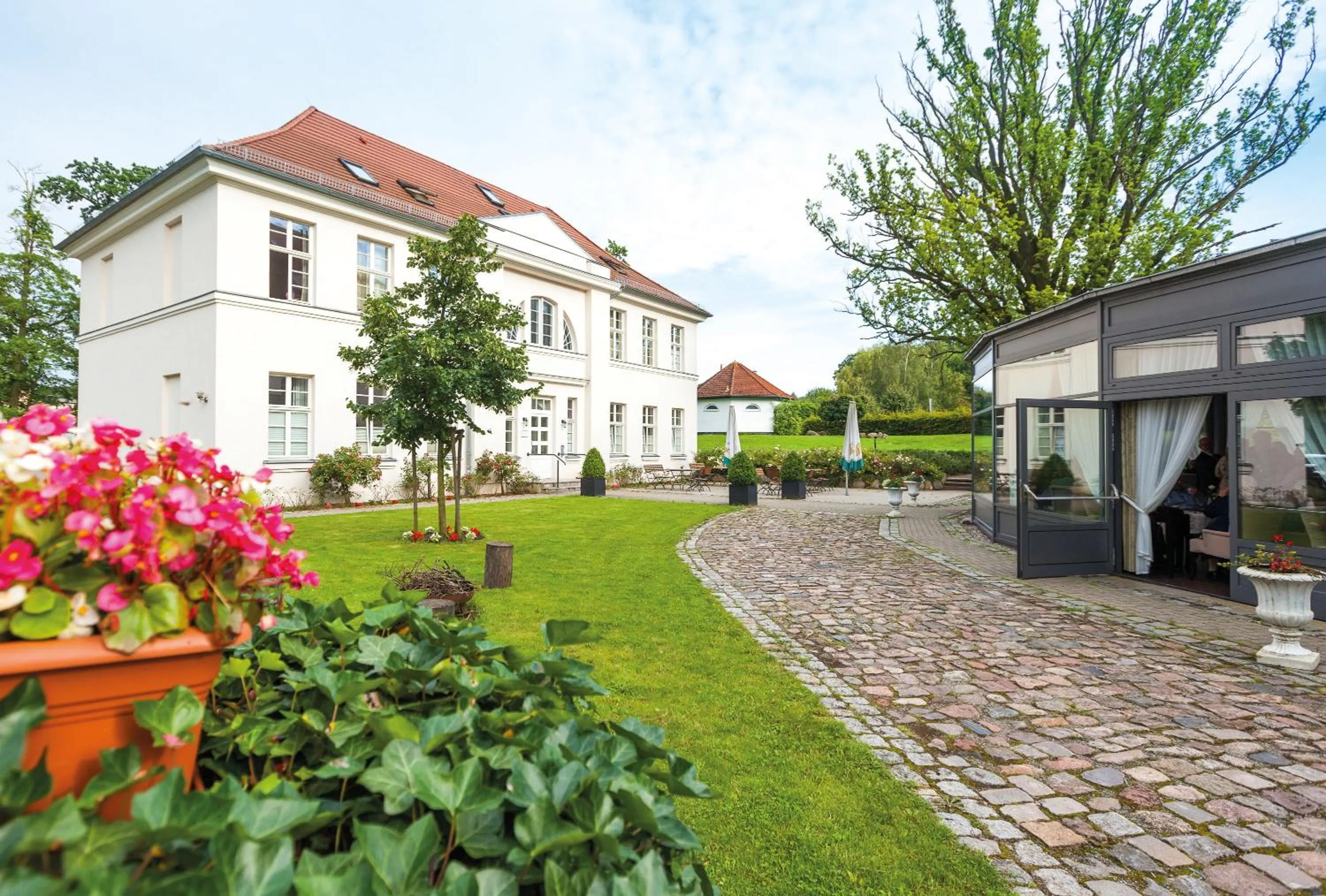 Property building in Hotel Prinzenpalais Bad Doberan