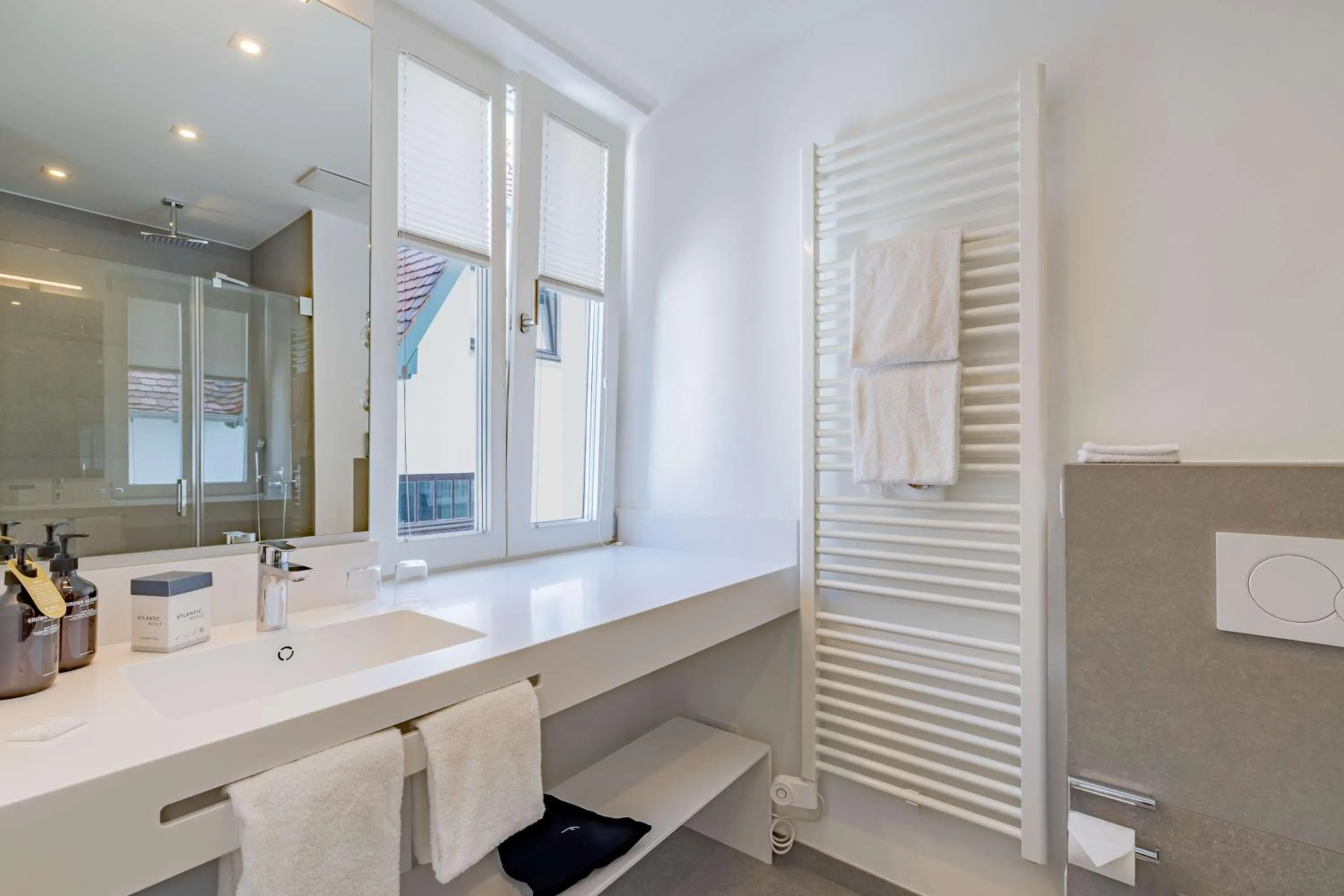 Bathroom in ATLANTIC Grand Hotel Travemünde