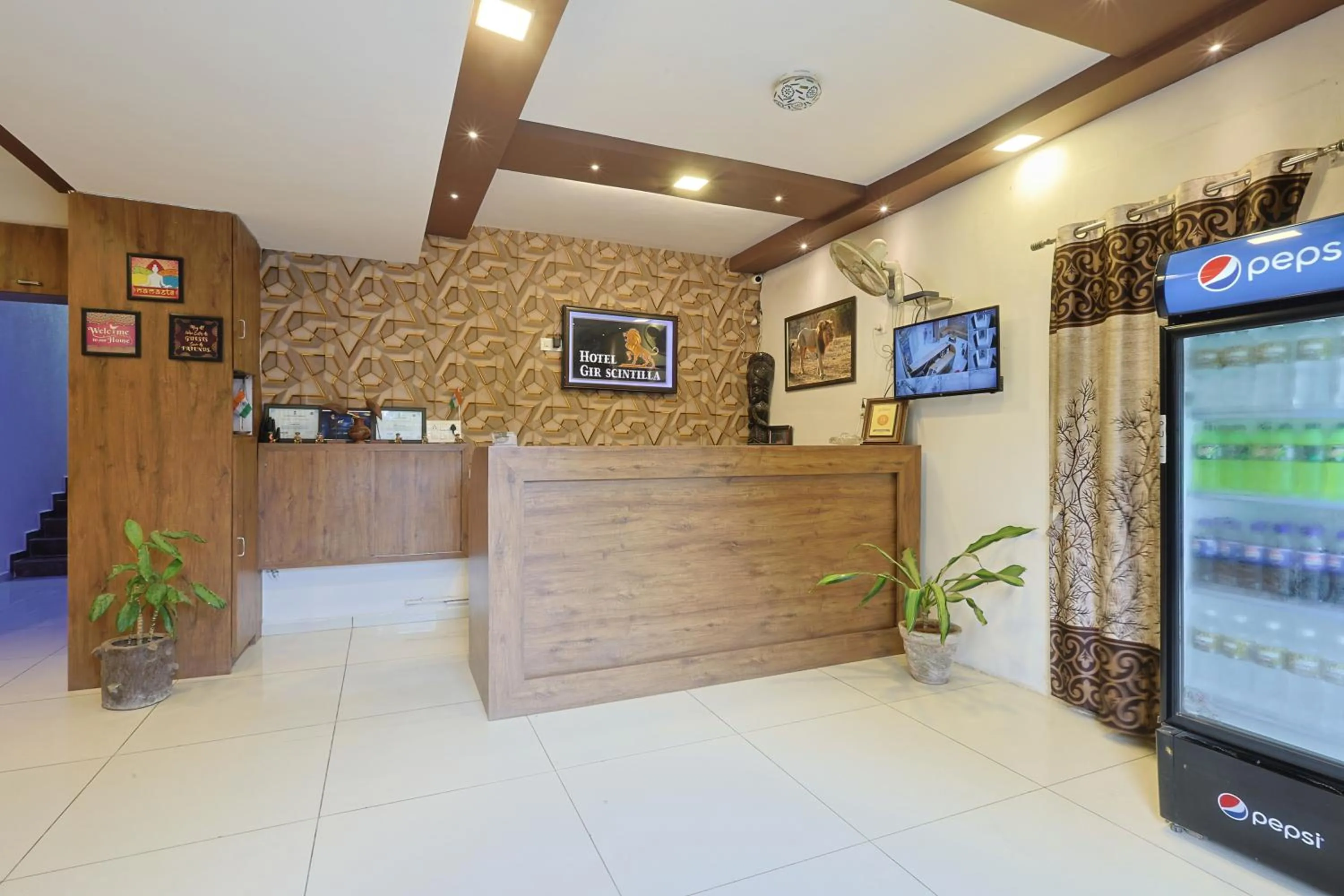 Lobby or reception in Hotel Gir Scintilla