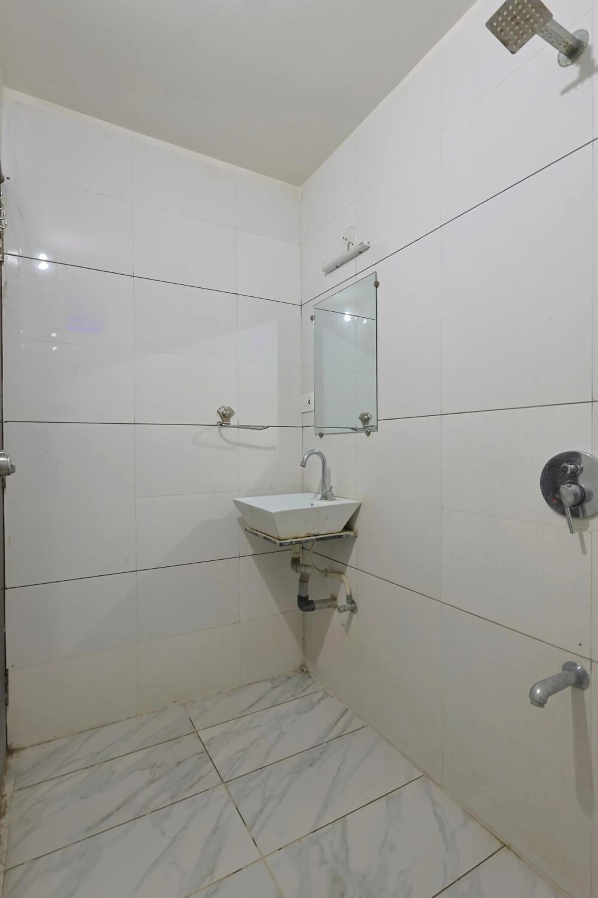 Bathroom in Hotel Gir Scintilla