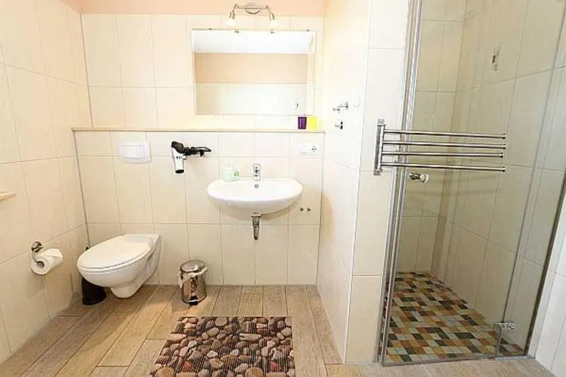 Shower in Haus am Deich Feriendomizil mit Terrasse