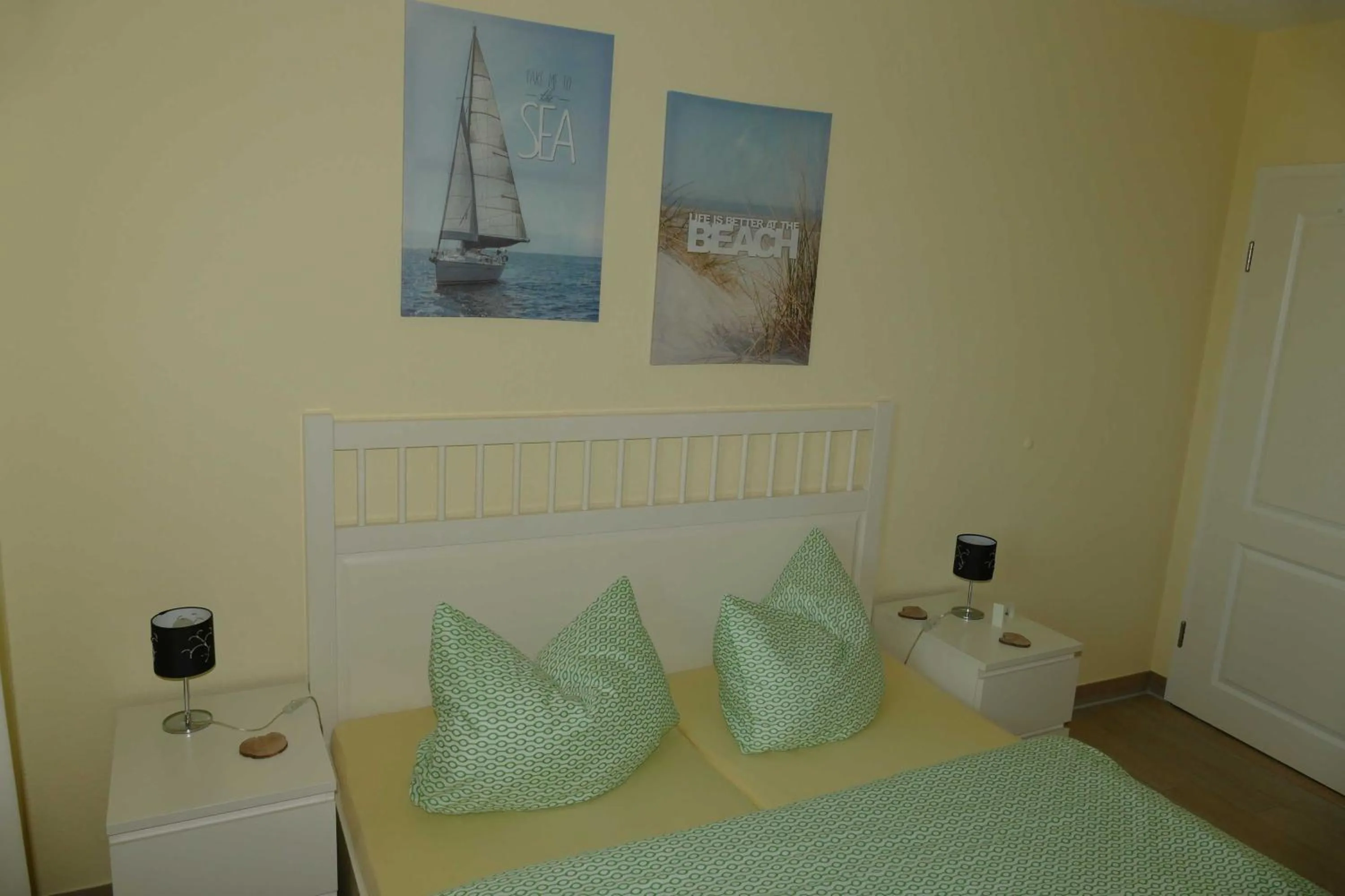 Bed in Haus am Deich Feriendomizil mit Terrasse