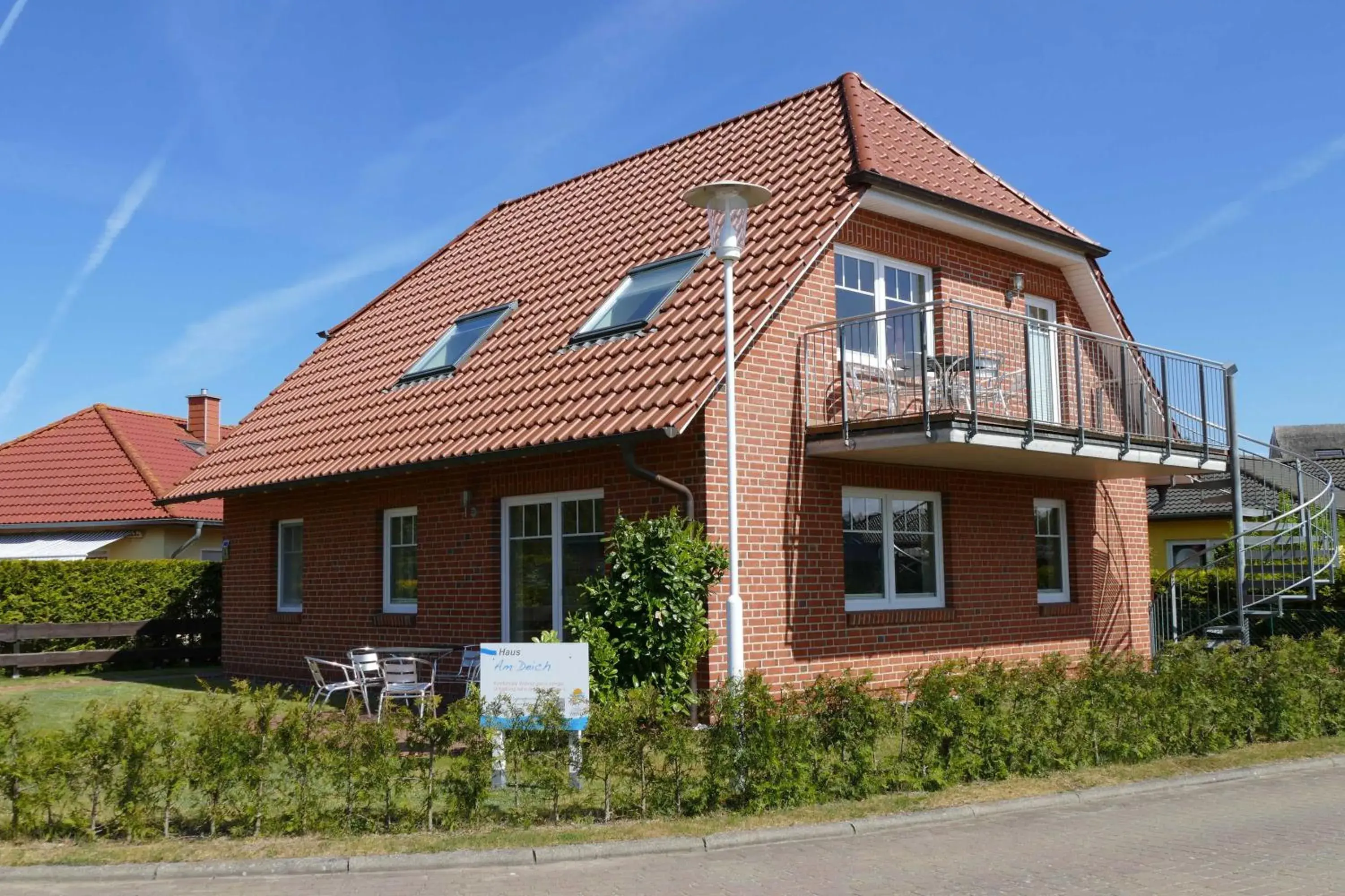 Haus am Deich Feriendomizil mit Terrasse Haus am Deich Feriendomizil mit Terrasse