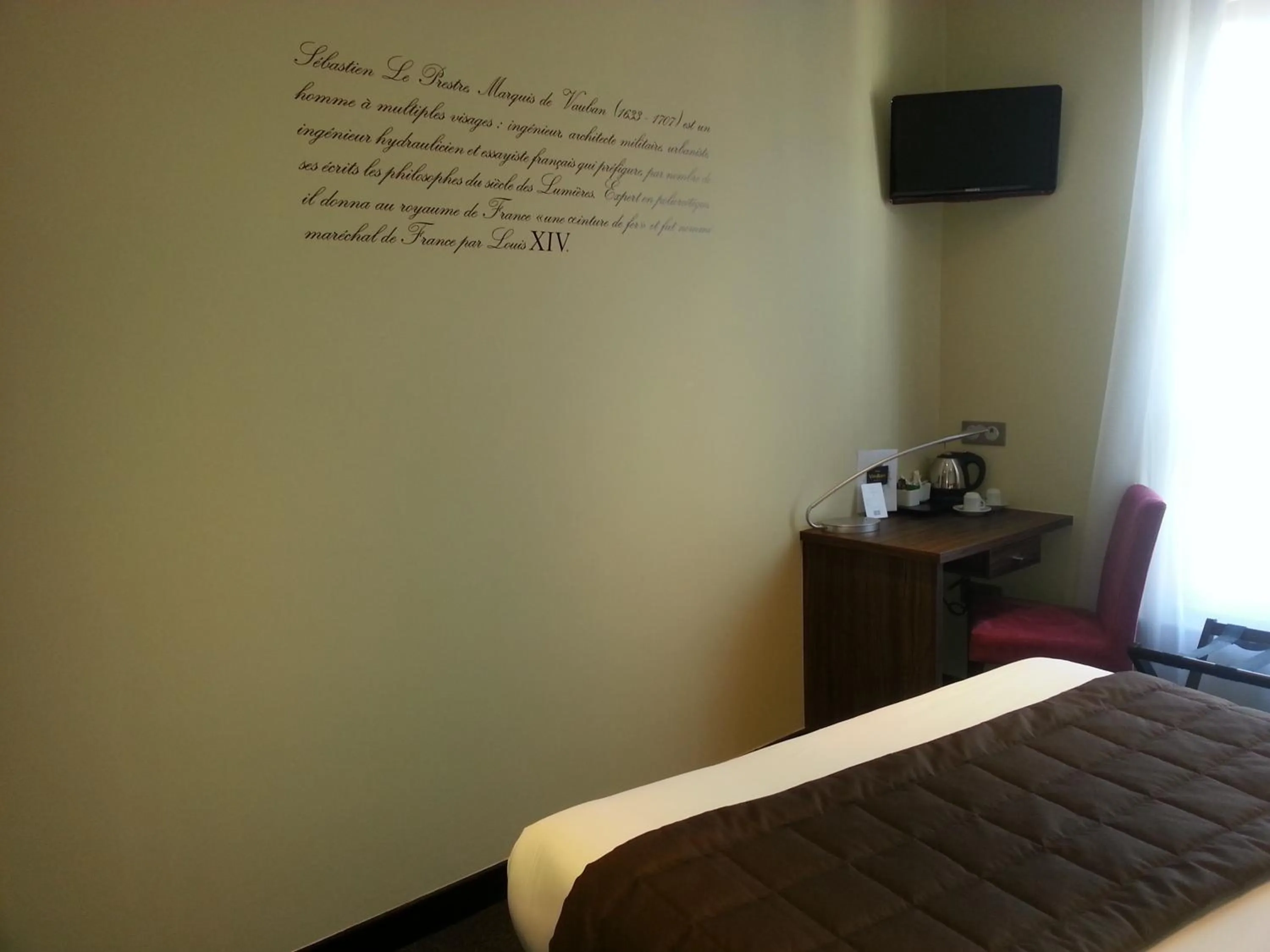 Decorative detail, Bed in Hotel Vauban