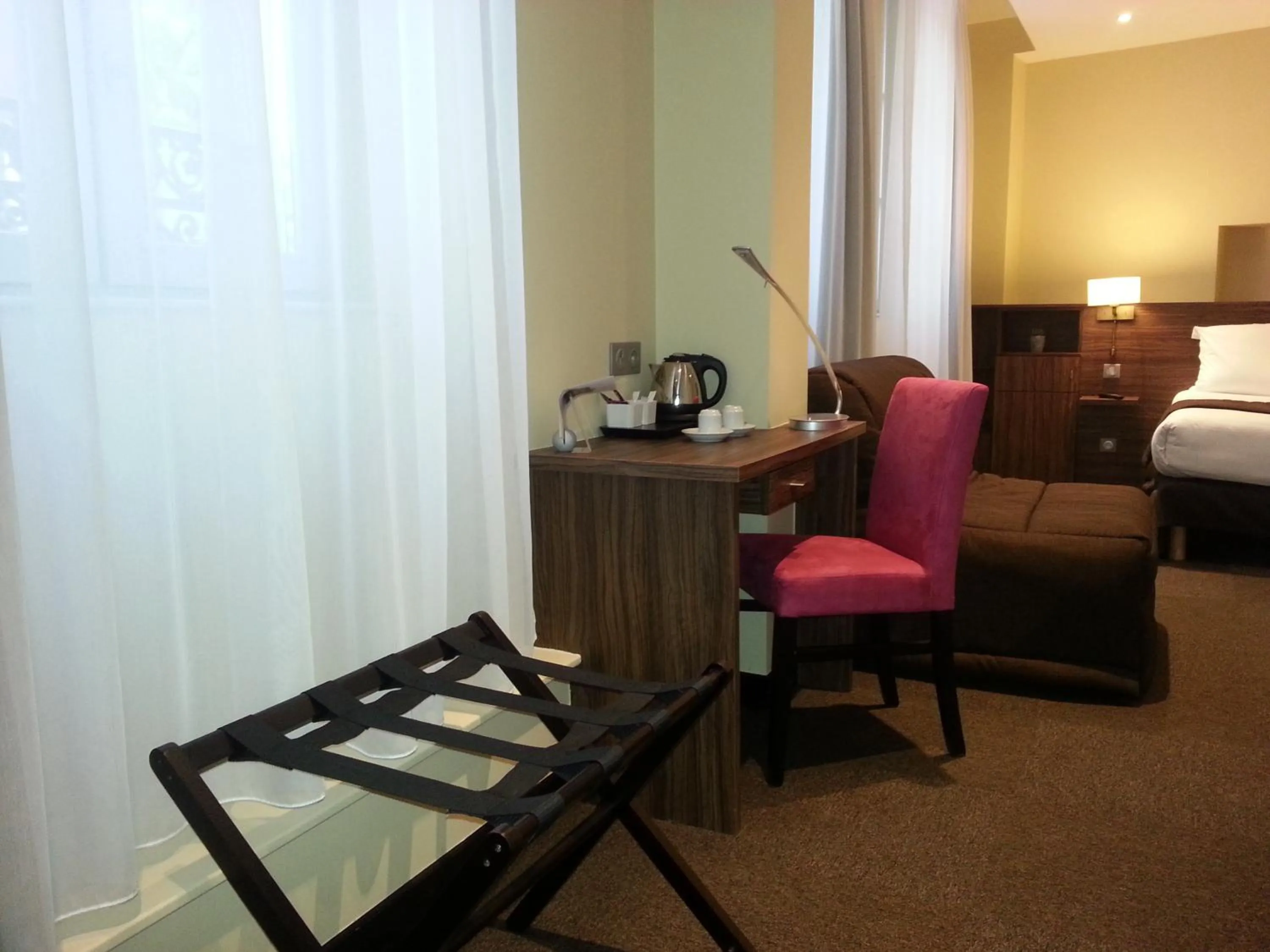 Seating area, Bed in Hotel Vauban