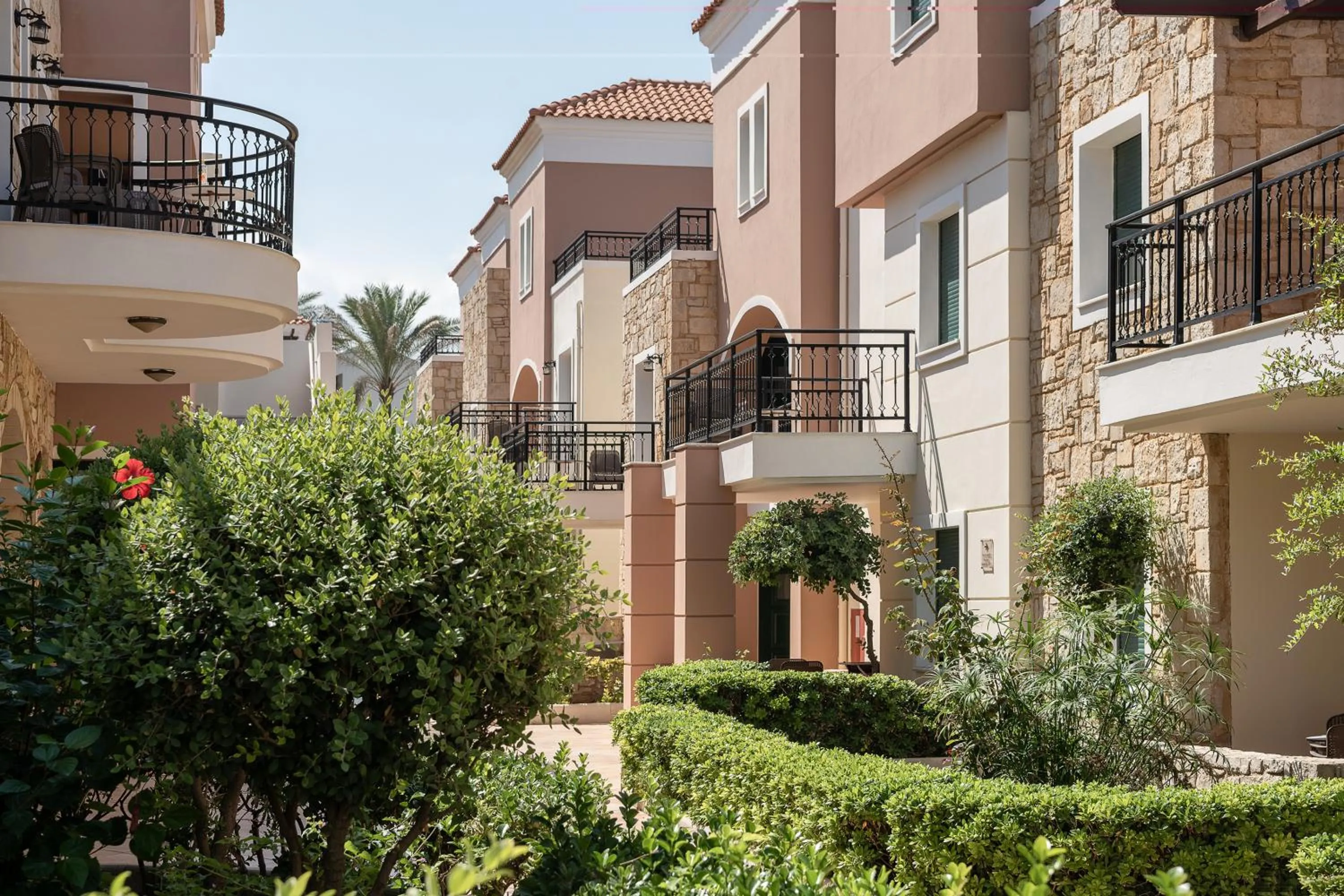 Area and facilities in Caldera Bay