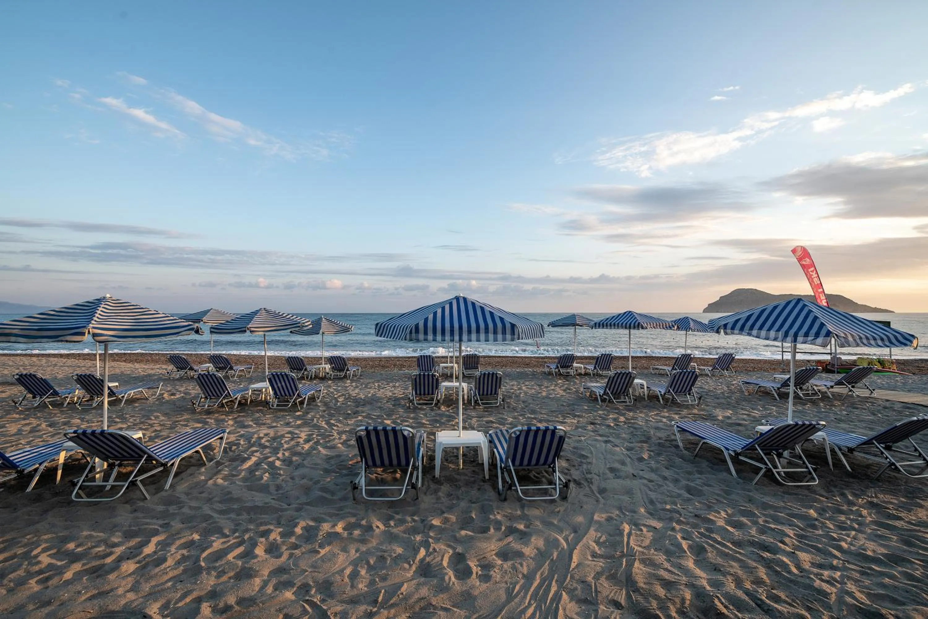 Beach in Caldera Bay