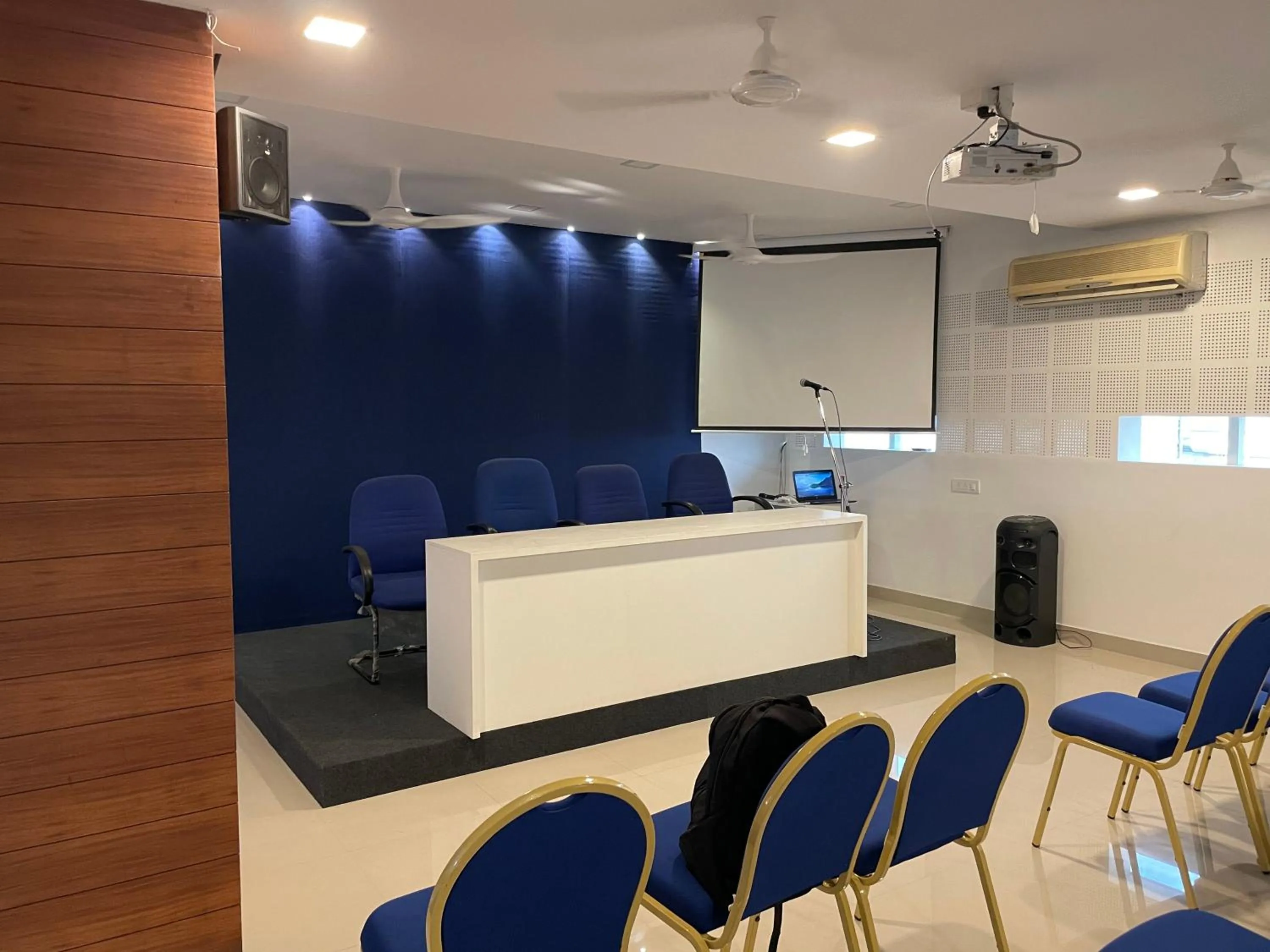 Banquet/Function facilities in The Reach Hotel