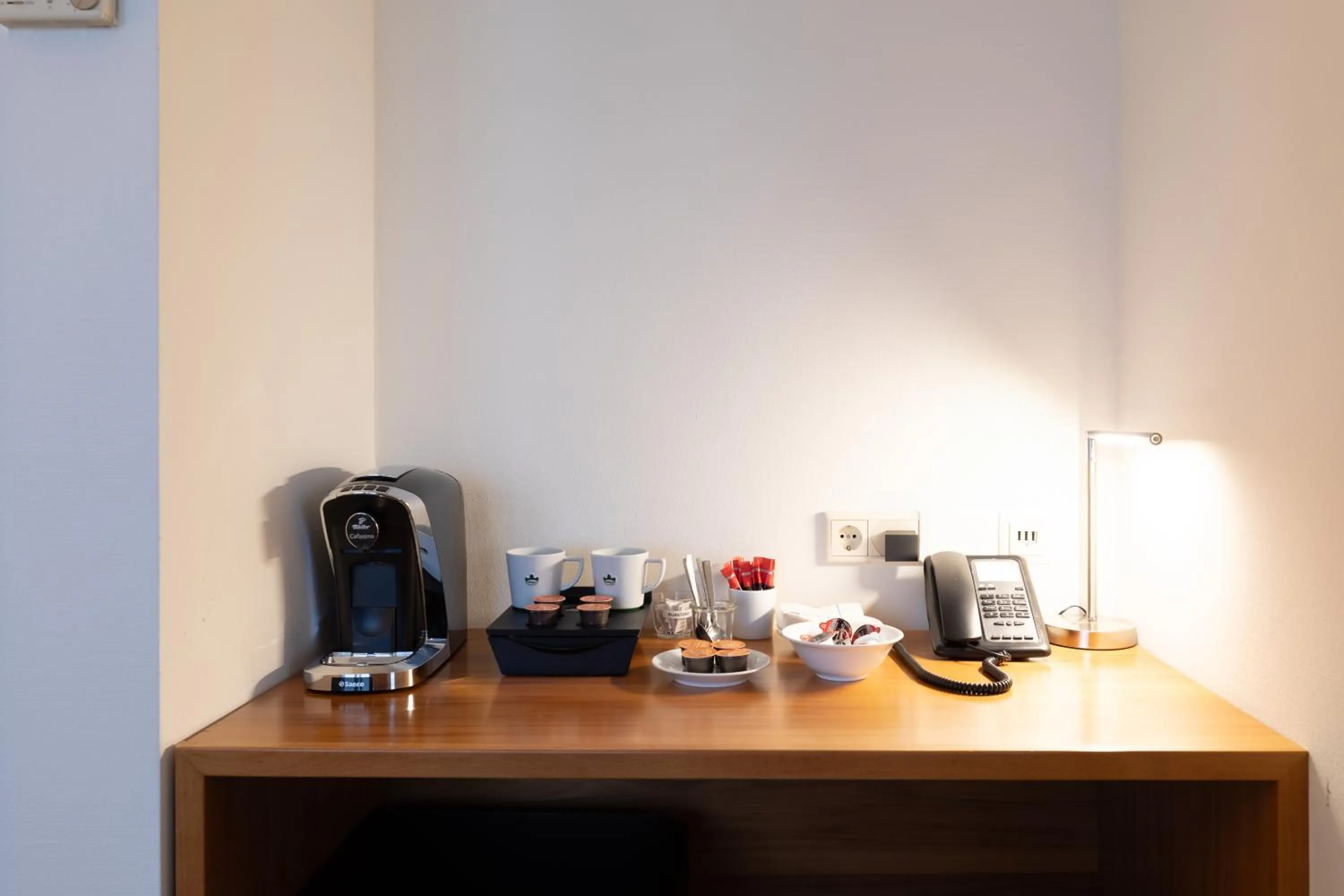 Coffee/tea facilities in Garner Hotel Rüsselsheim by IHG