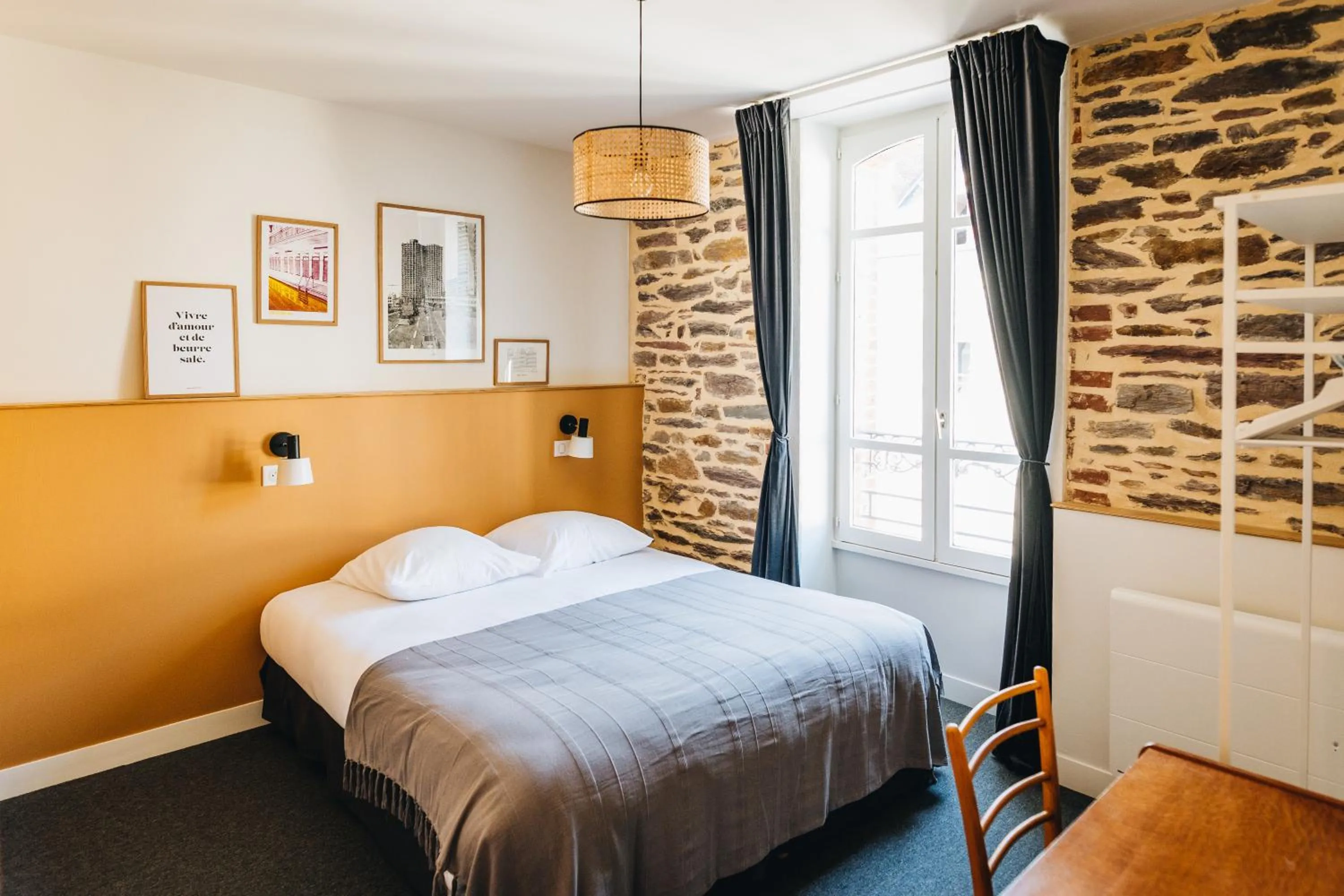 Les Chouettes Hostel