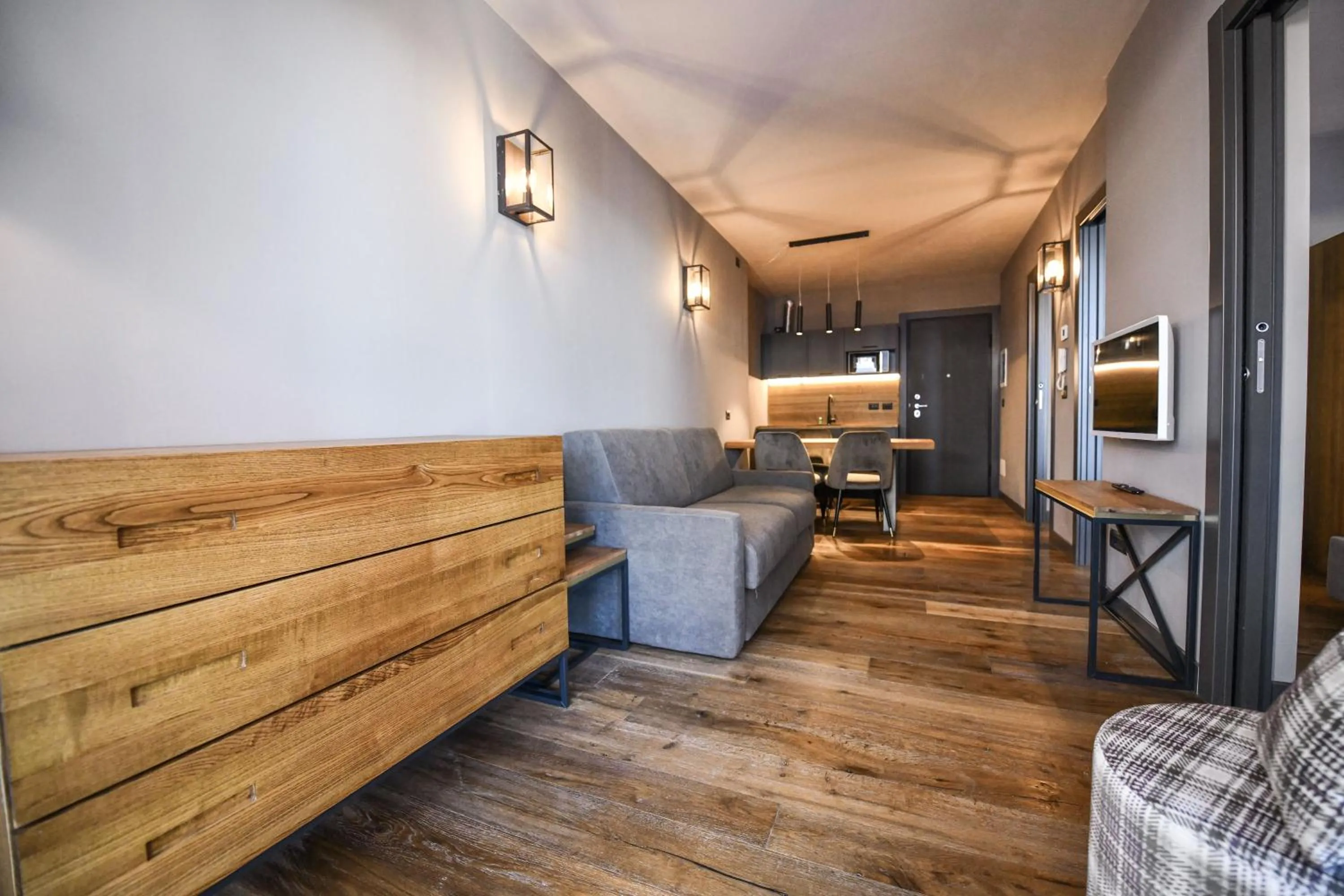 TV and multimedia in Chalet Everest - Luxury Apartments