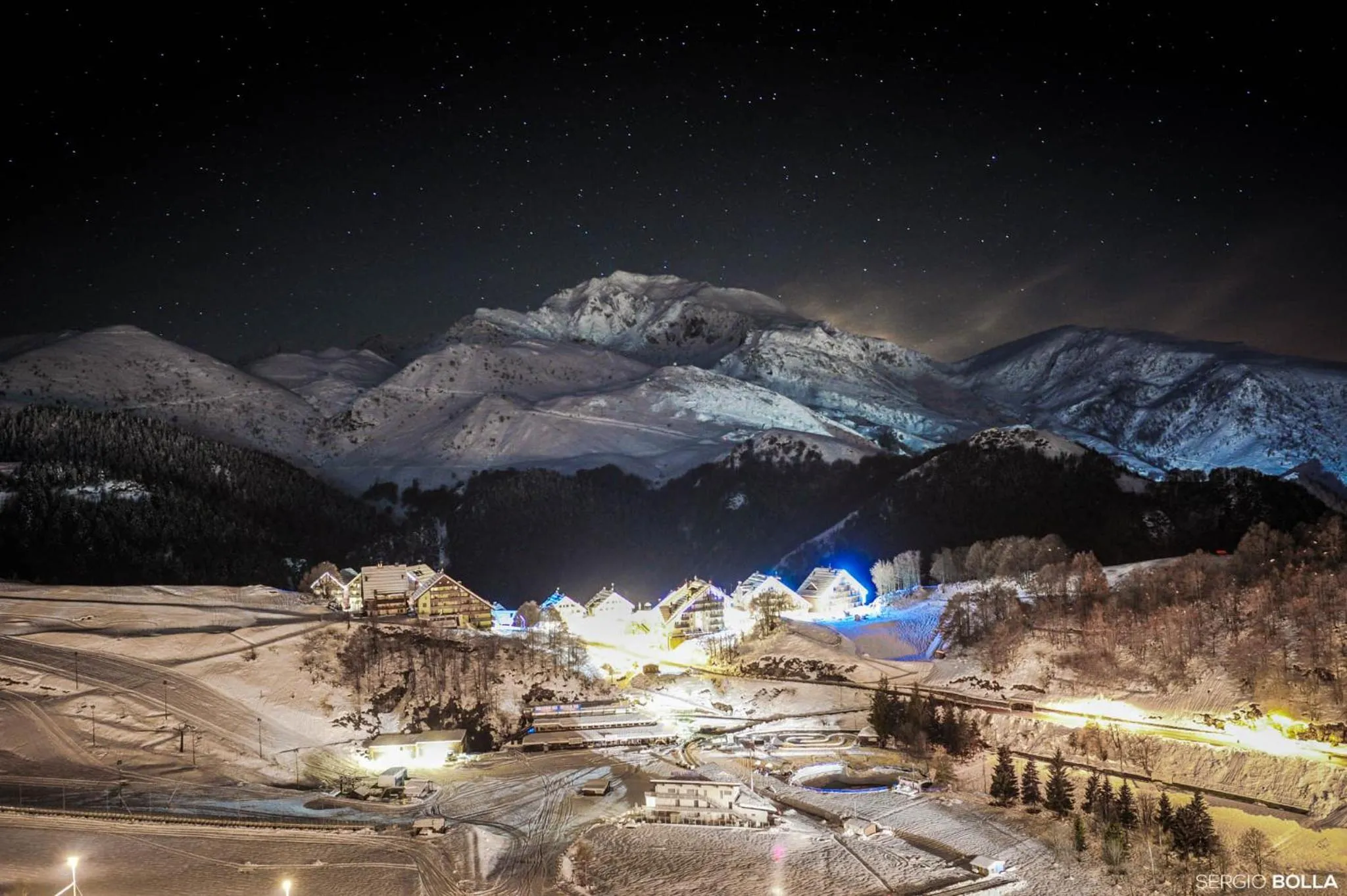 Property building in Chalet Everest - Luxury Apartments