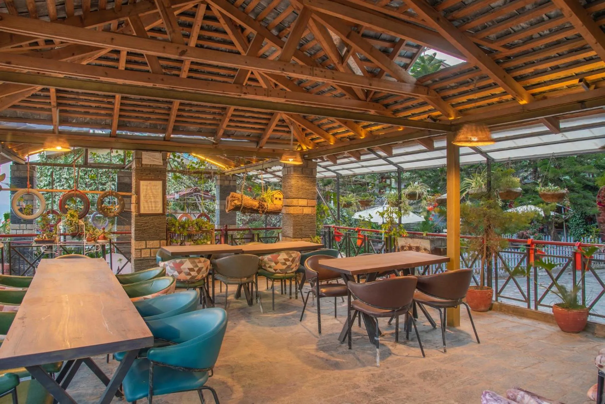 Restaurant/places to eat in Nandini Villa Dharamshala