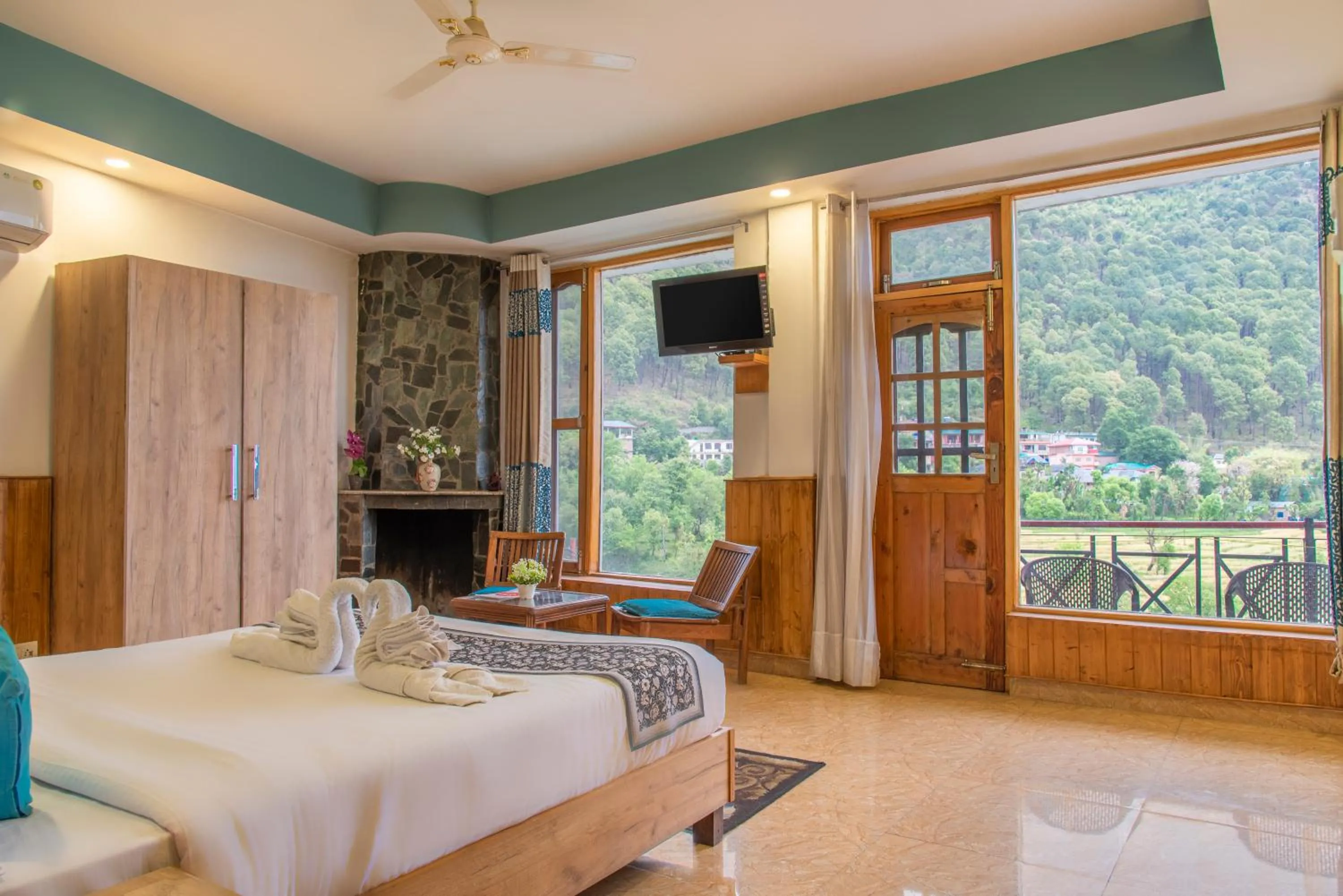Bed in Nandini Villa Dharamshala
