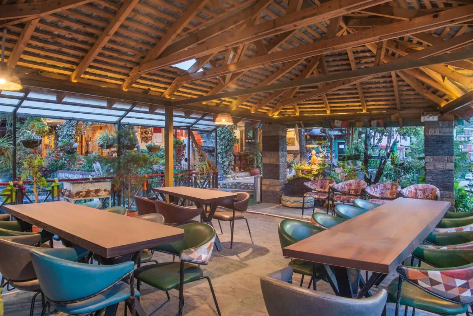 Restaurant/places to eat in Nandini Villa Dharamshala