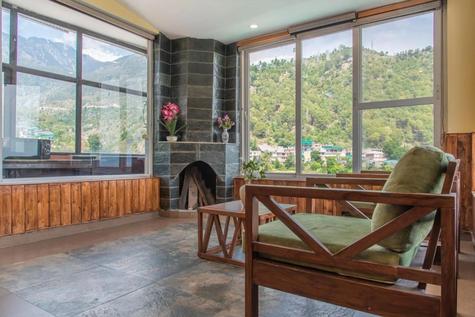 Natural landscape in Nandini Villa Dharamshala