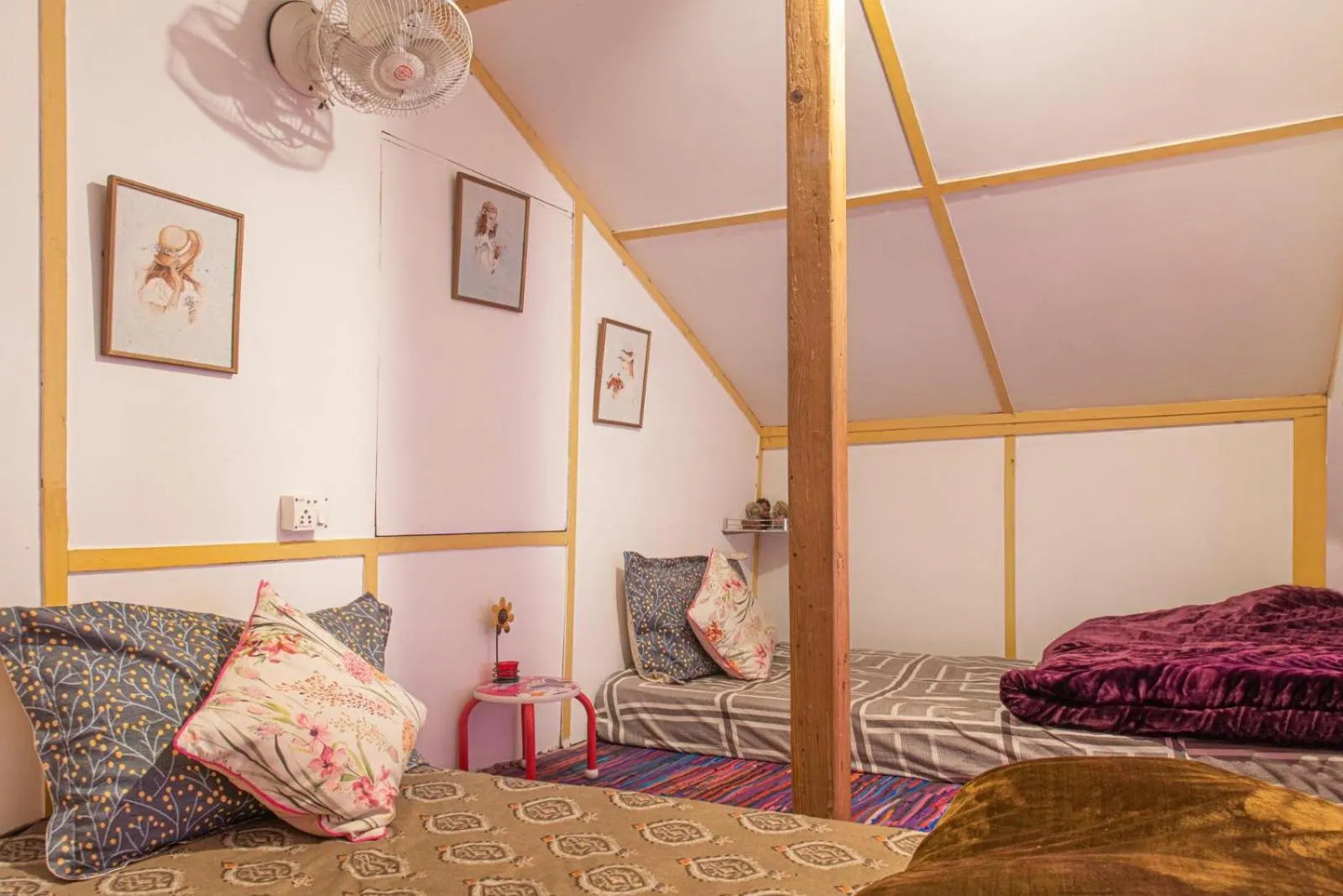 Photo of the whole room, Bed in Nandini Villa Dharamshala