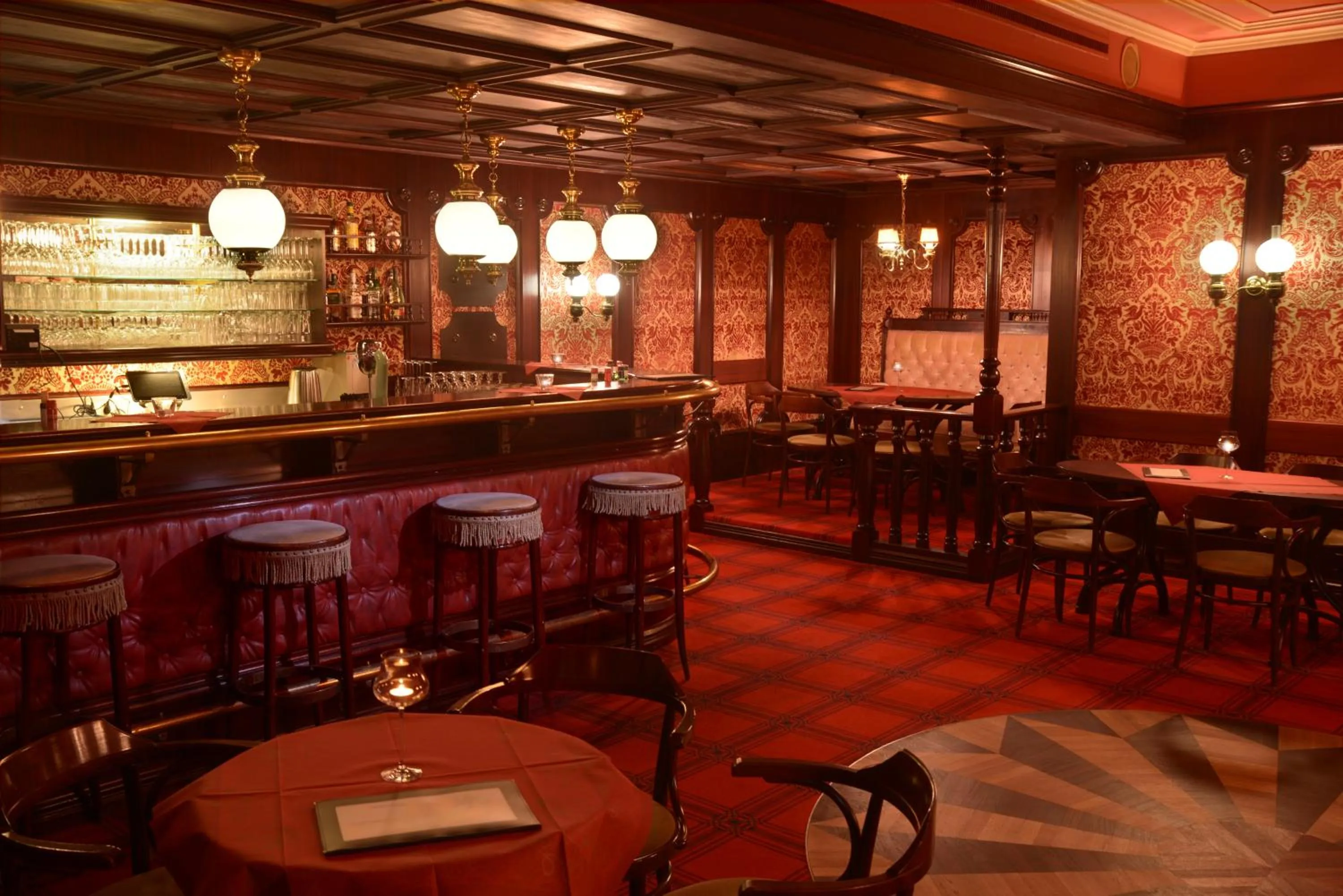 Lounge or bar in Hotel Kaiseralm