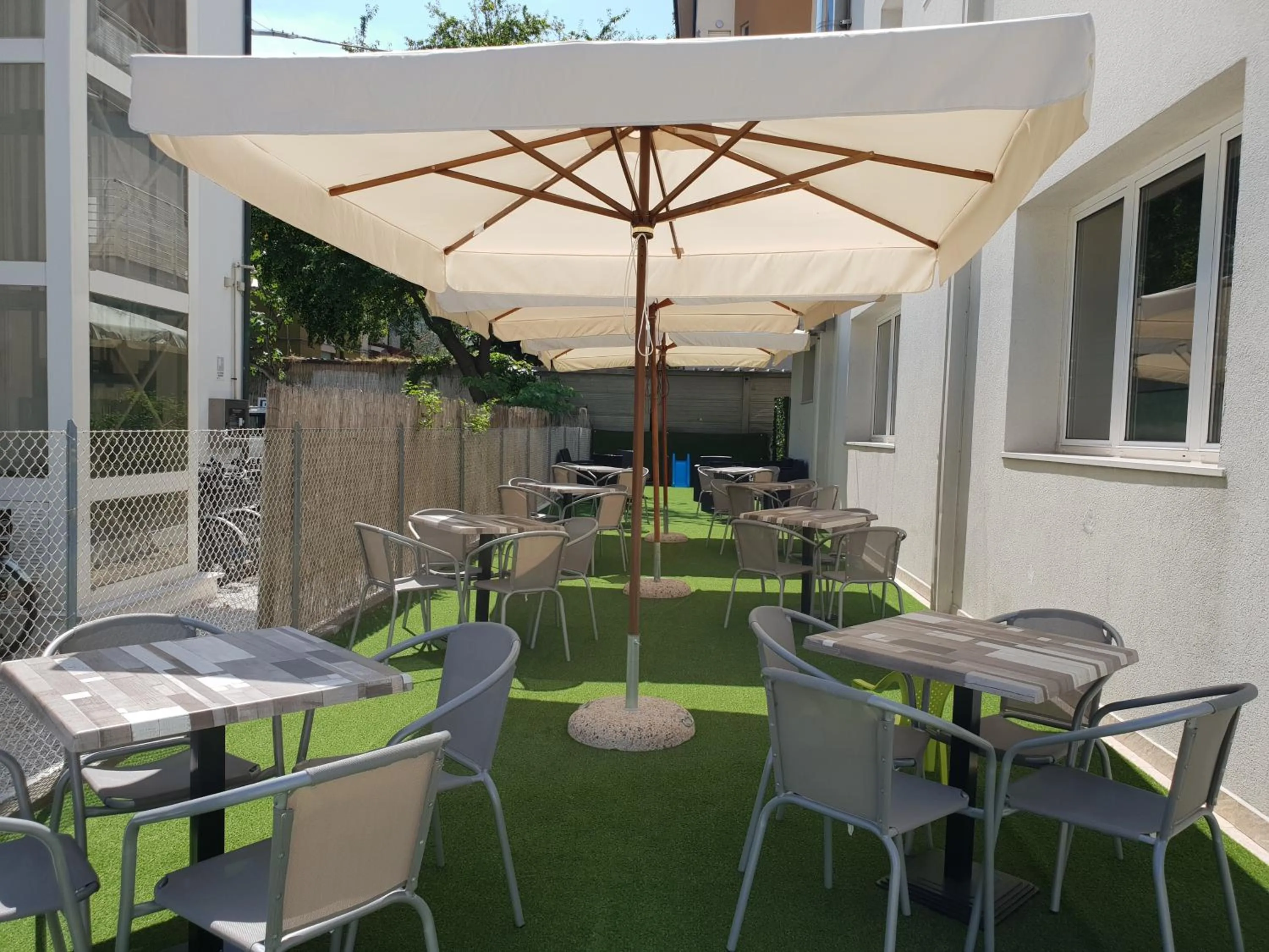 Garden in HOTEL DIAMANTE