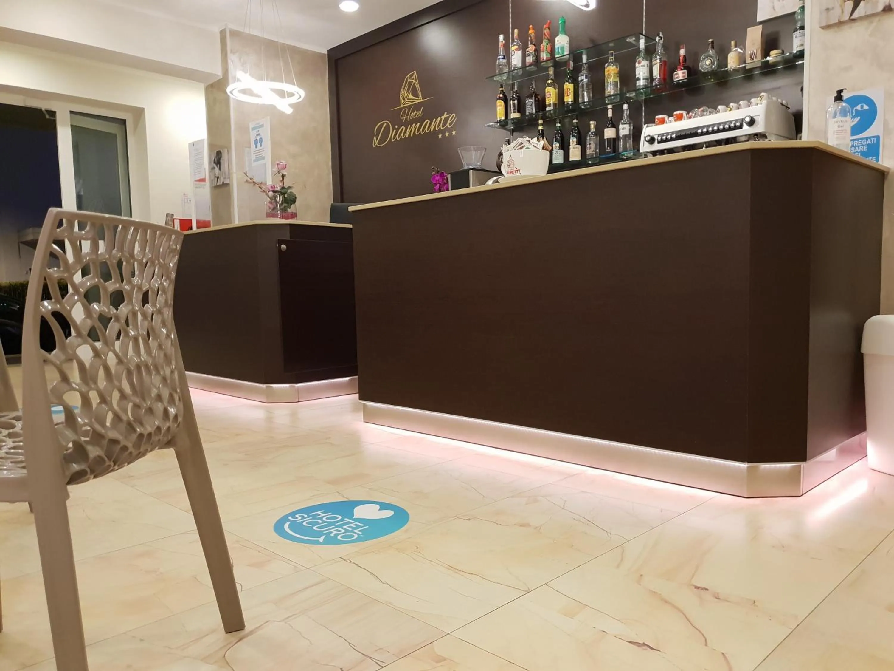 Lobby or reception in HOTEL DIAMANTE