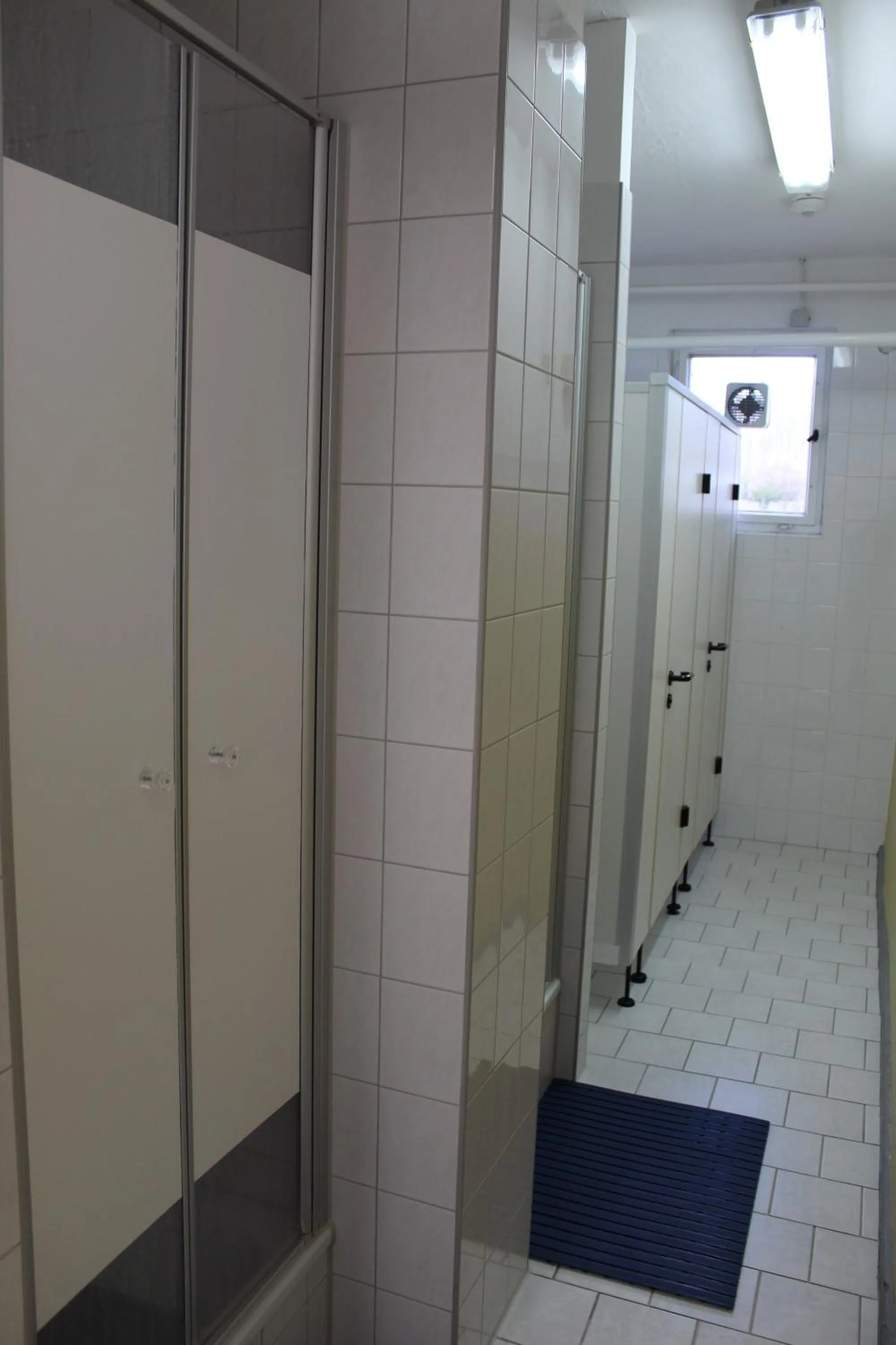 Bathroom in Pension Schwalbenweg