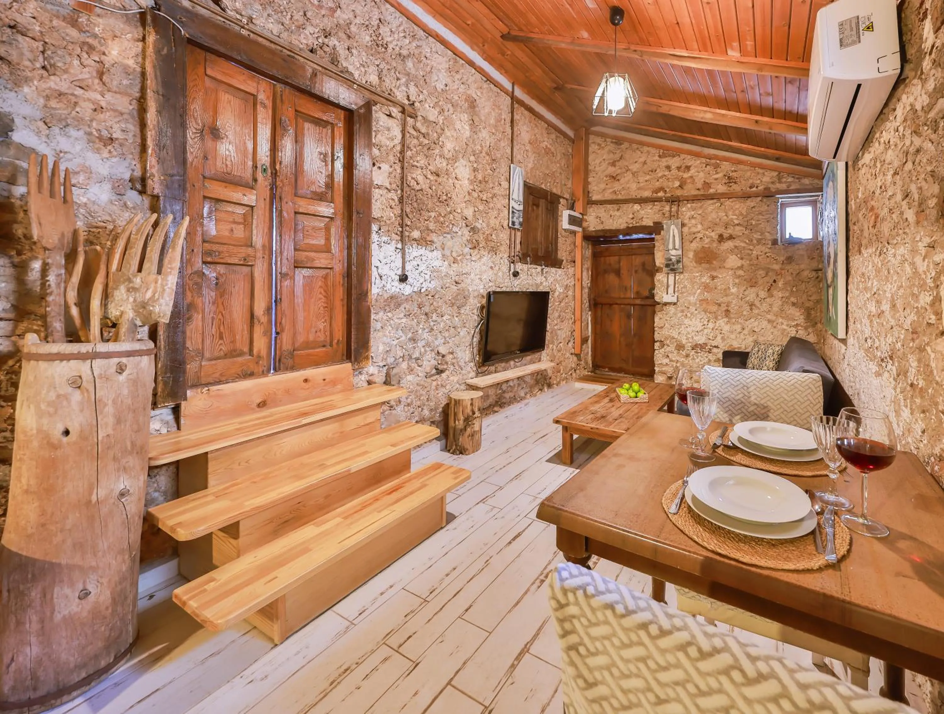 Bademlique Stone Rooms