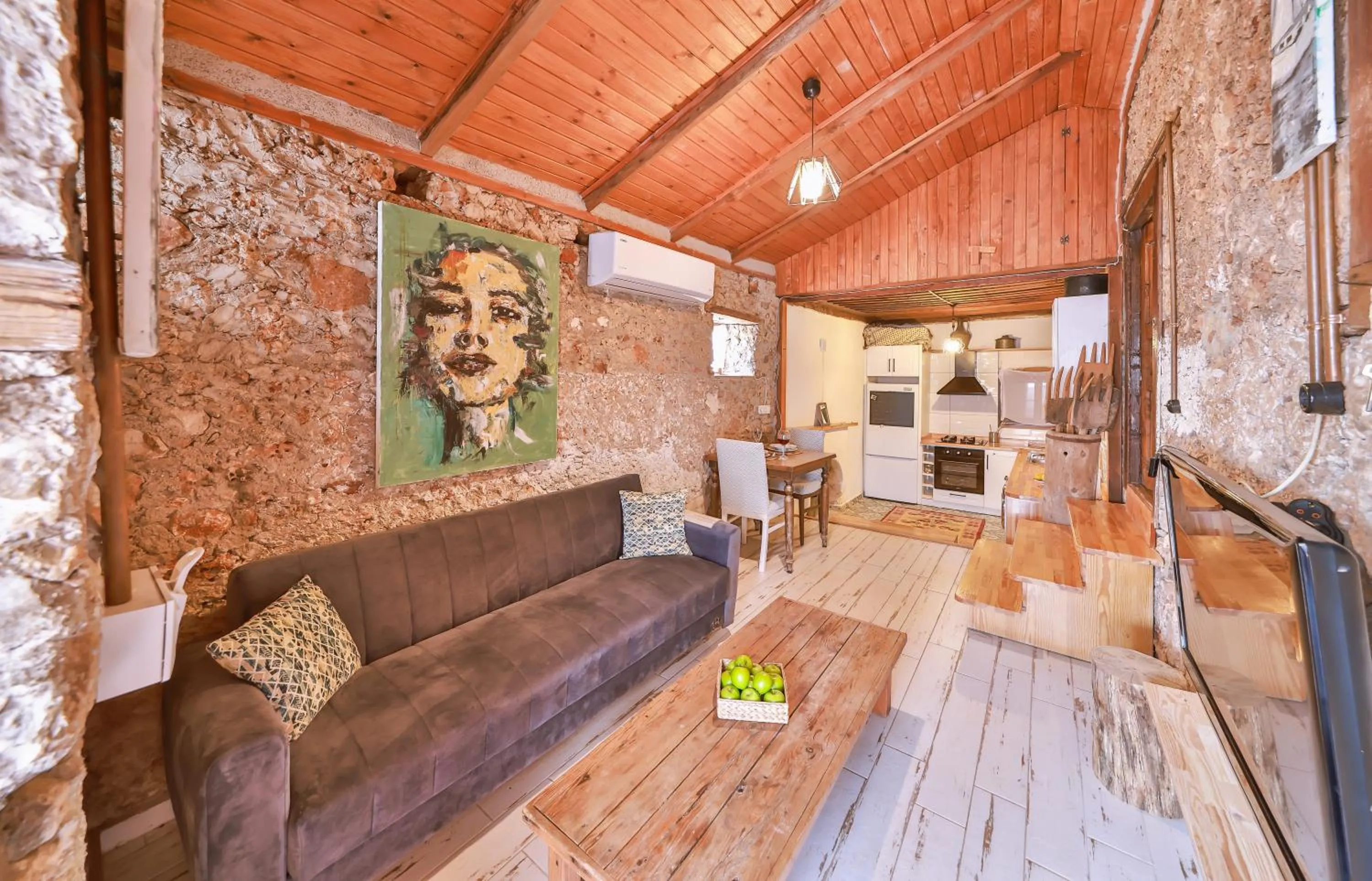 Bademlique Stone Rooms