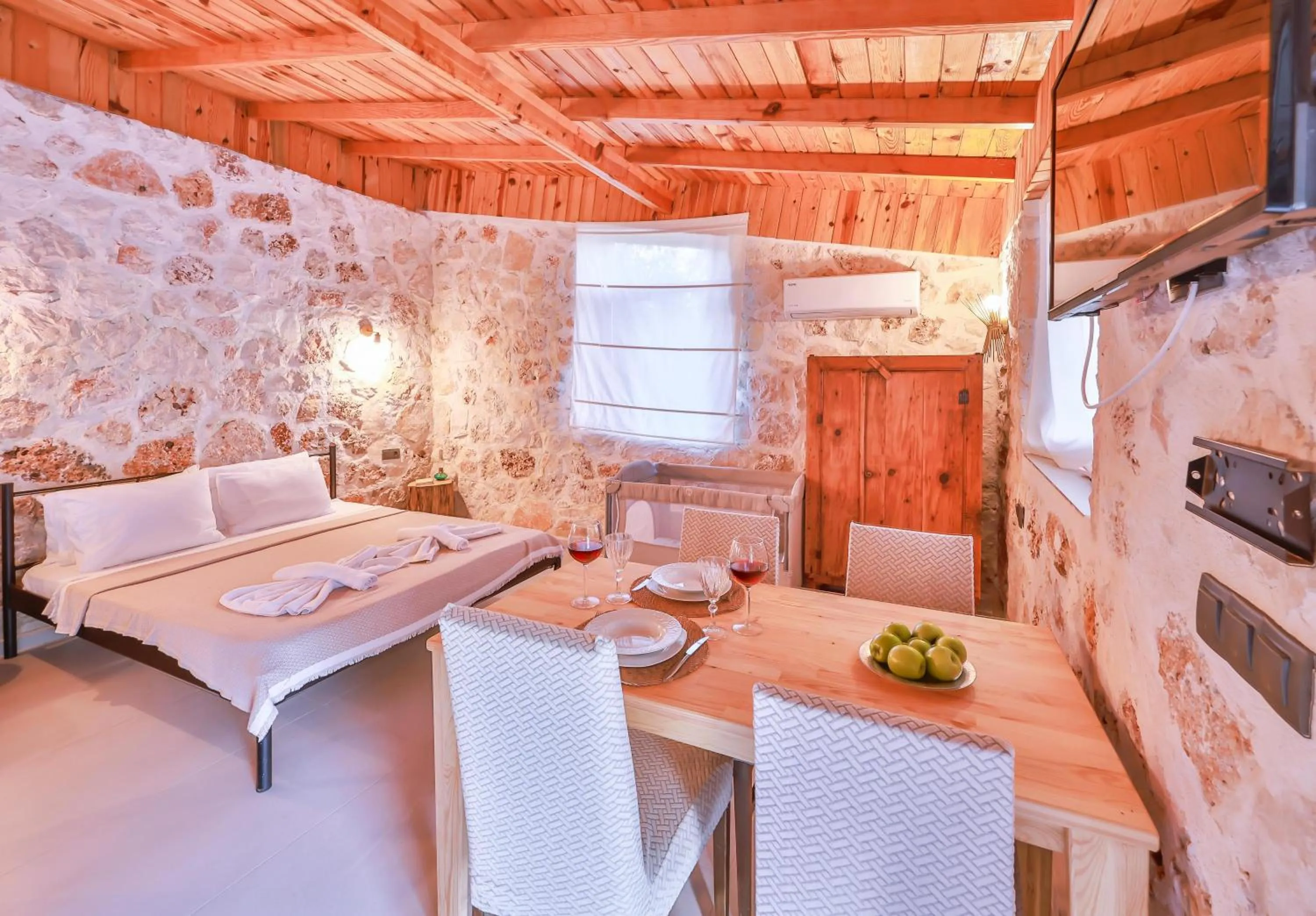 Living room in Bademlique Stone Rooms