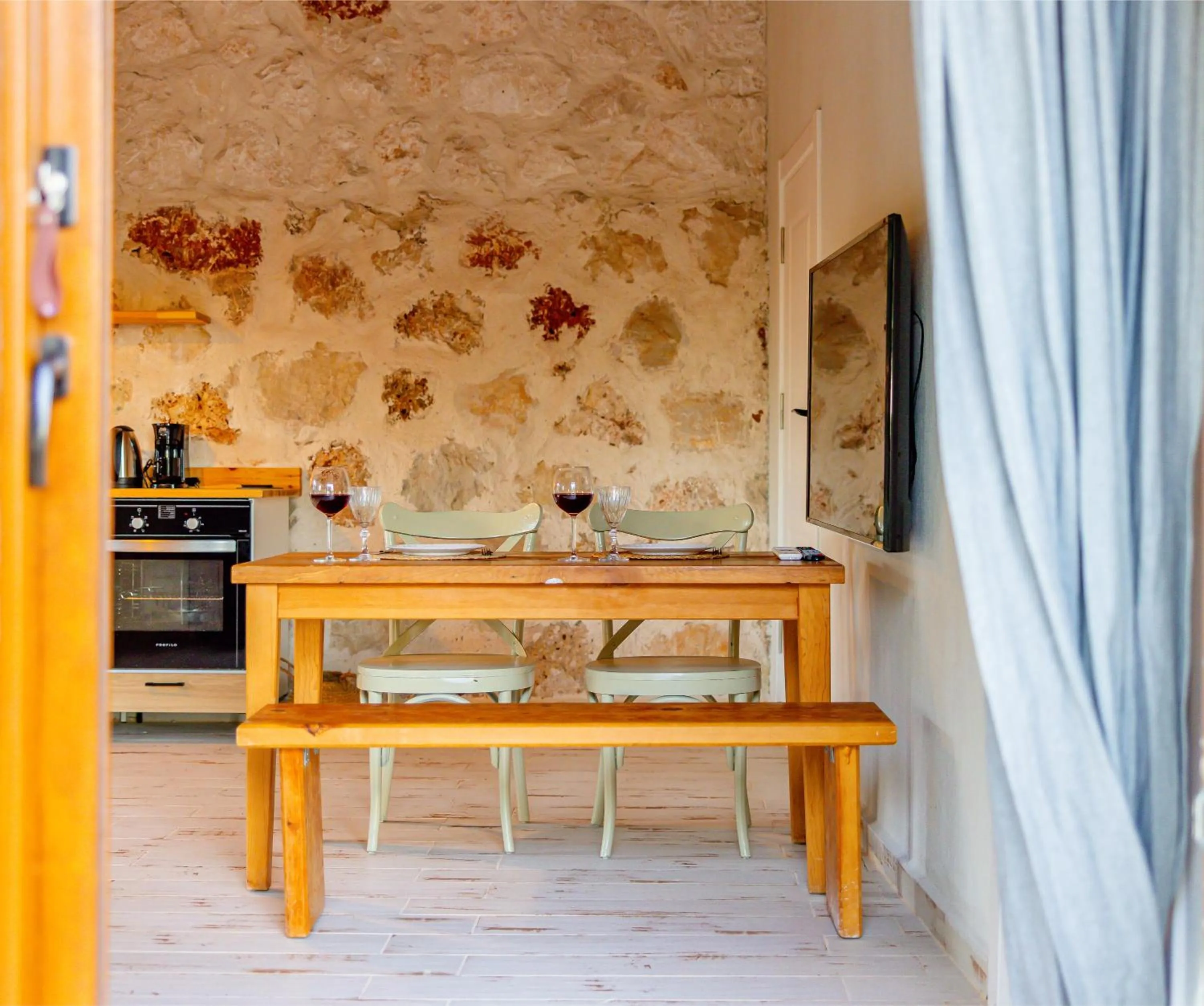 Bademlique Stone Rooms