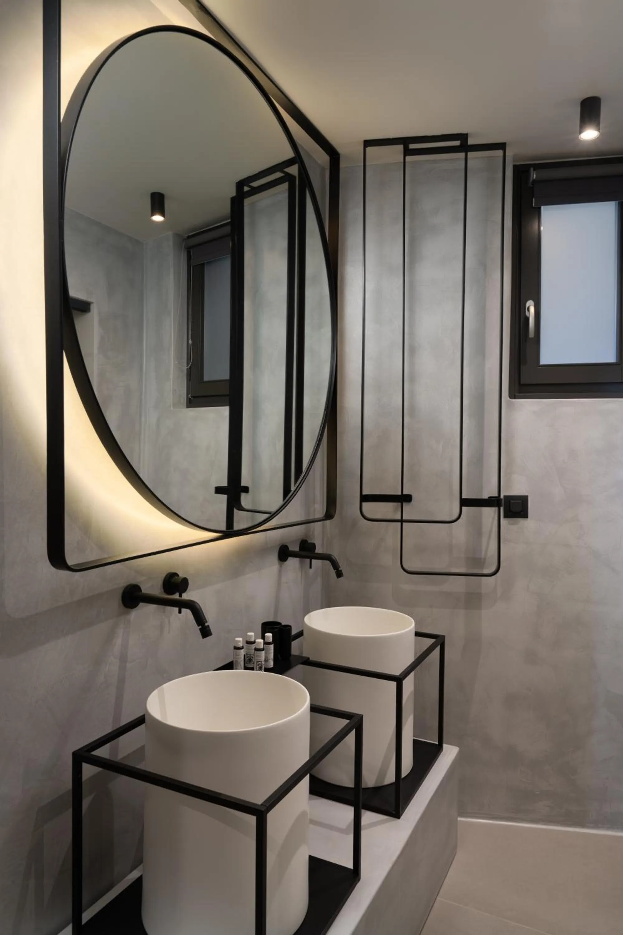 Shower in Apikia Santorini