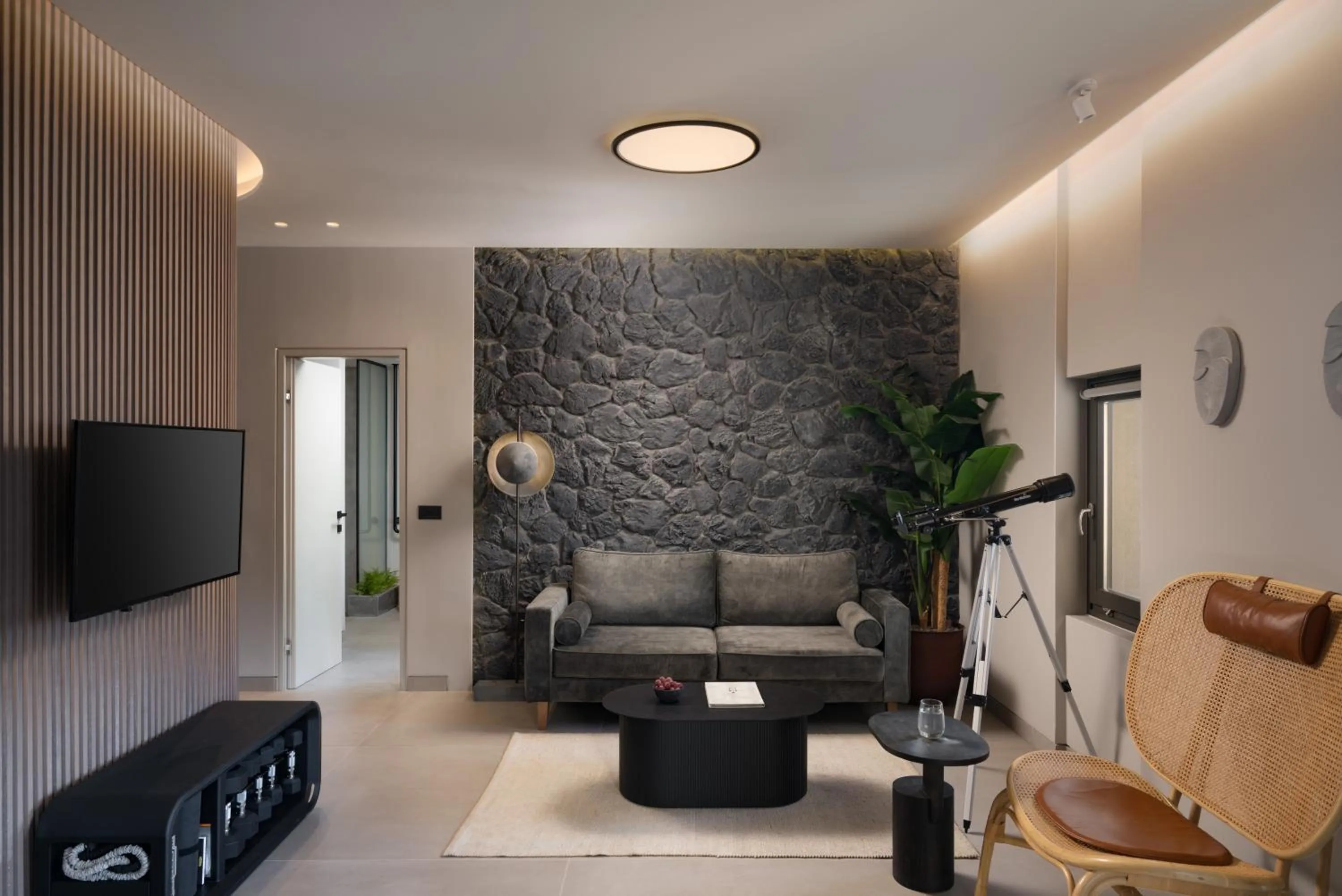 TV and multimedia in Apikia Santorini