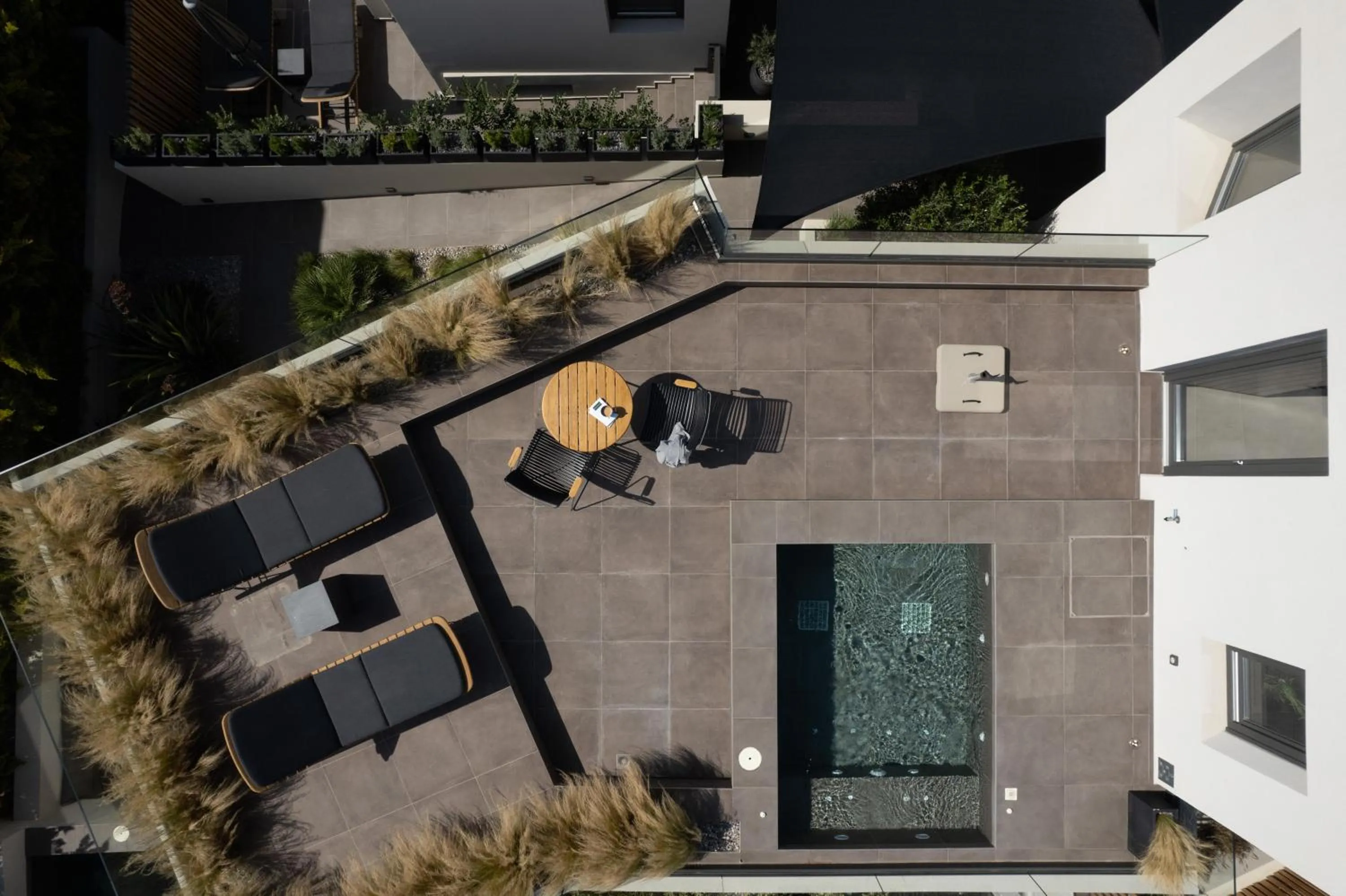 Property building in Apikia Santorini