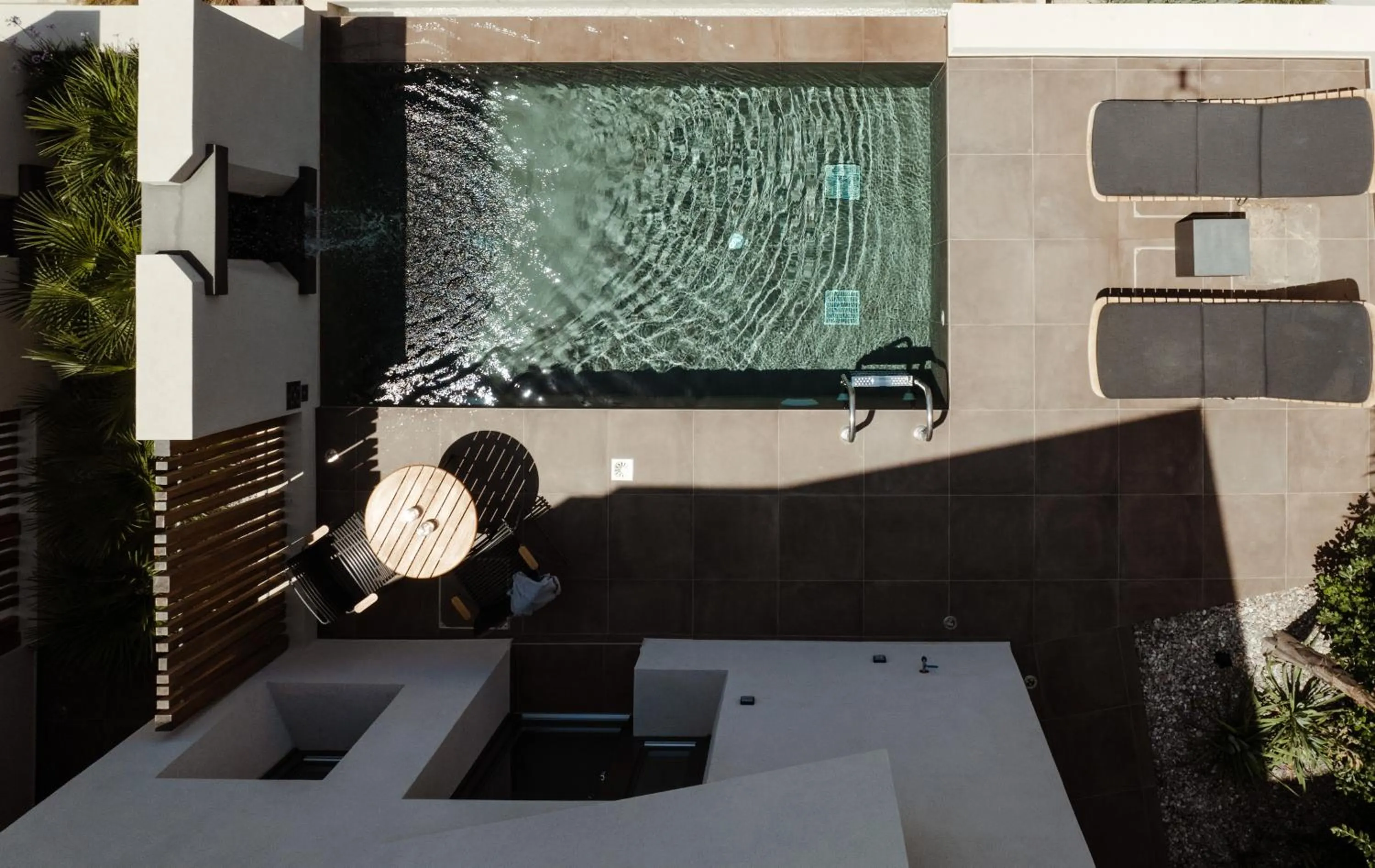 Patio in Apikia Santorini