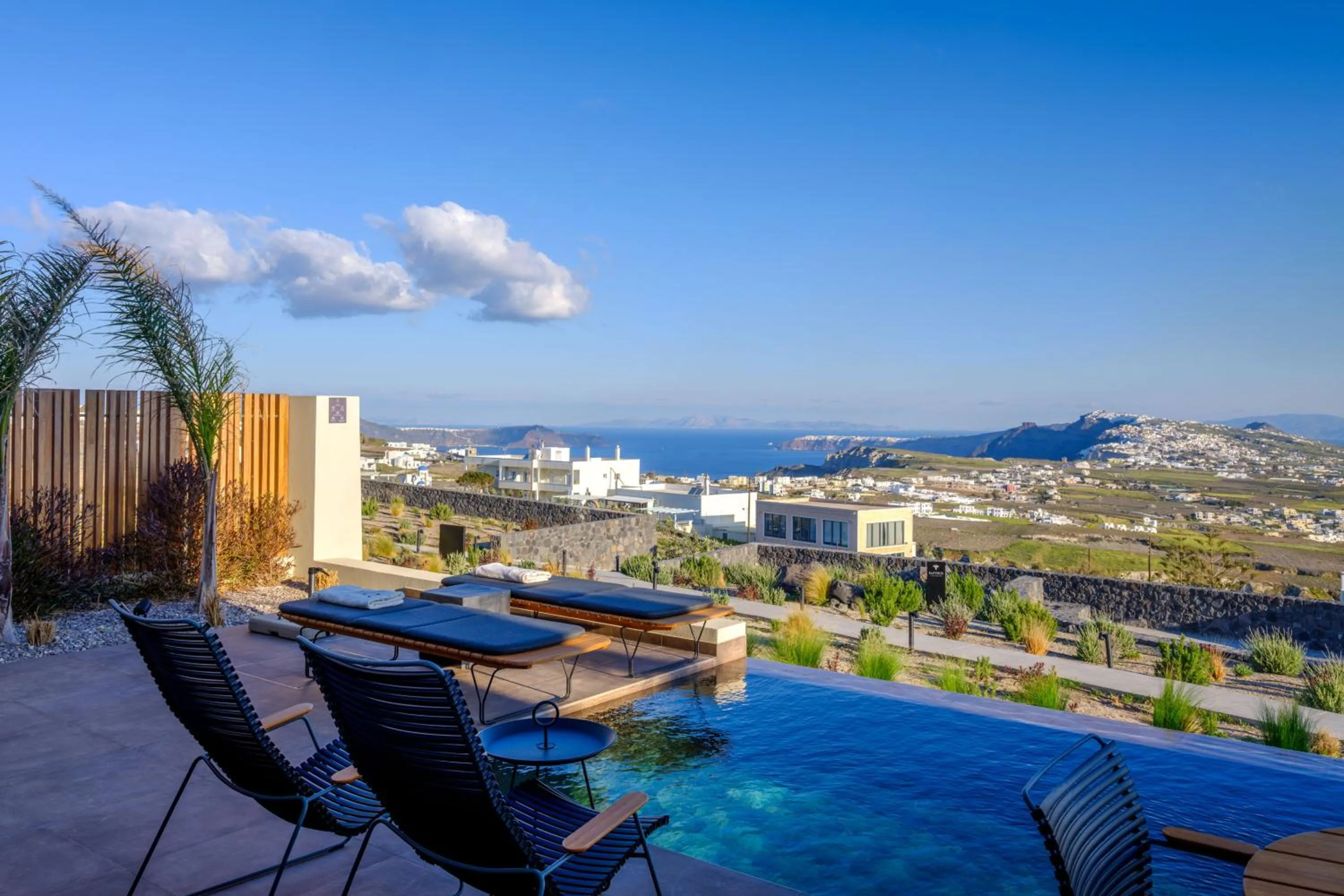 Patio in Apikia Santorini